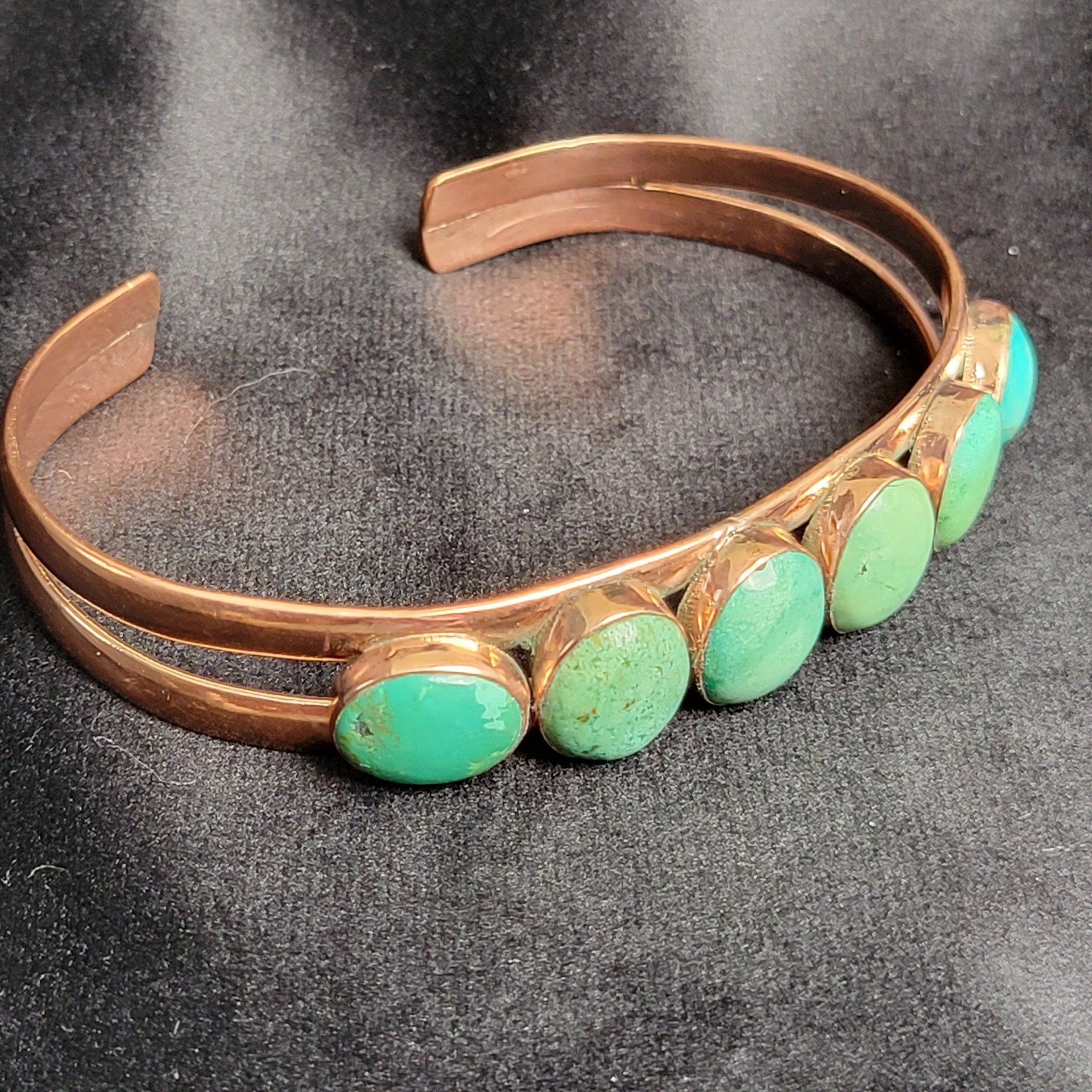 Turquoise Circles Copper Cuff Size 7.5+ Artisan-Made Wow Color! Unique Design