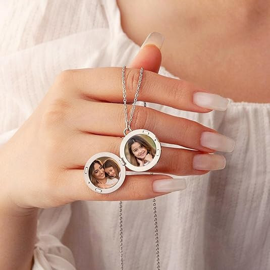Locket With Mother of Pearl Custom Photo/Picture Necklace Personalized Engraving