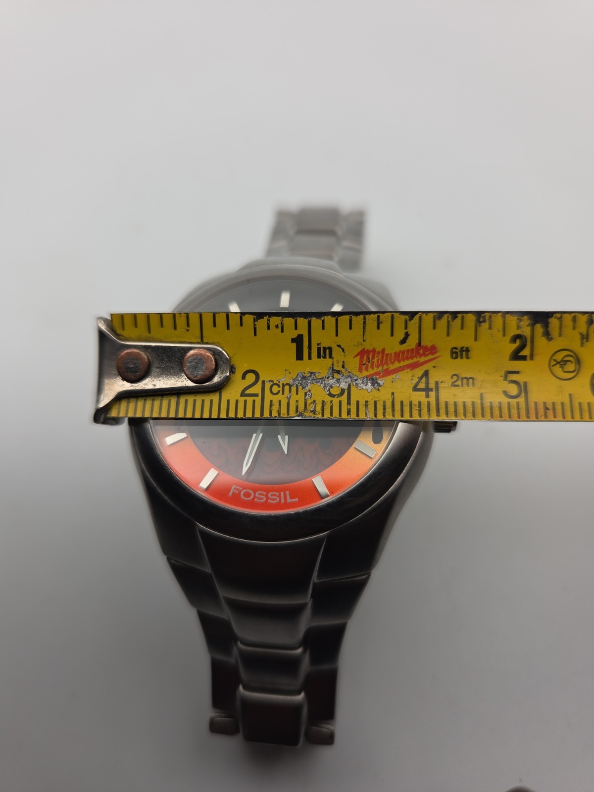 VINTAGE FOSSIL MOVING FLAME STAINLESS STEEL MEN’S WATCH 50 METERS JR-8115