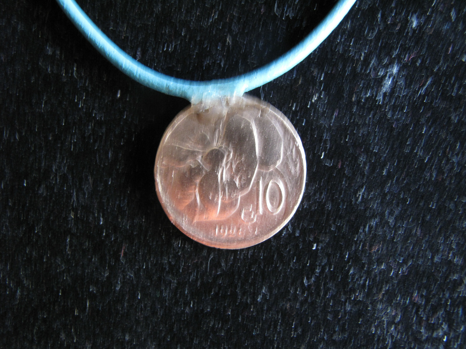 1926 Italy 10 Ct coin pendant honey bee bumble Rome Milan Florence Venice 000539