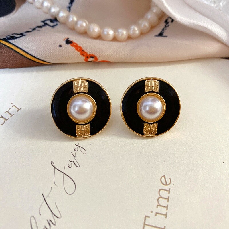 Retro French Elegant Simple Antique Times Drop Oil Enamel Pearl Silver Earring