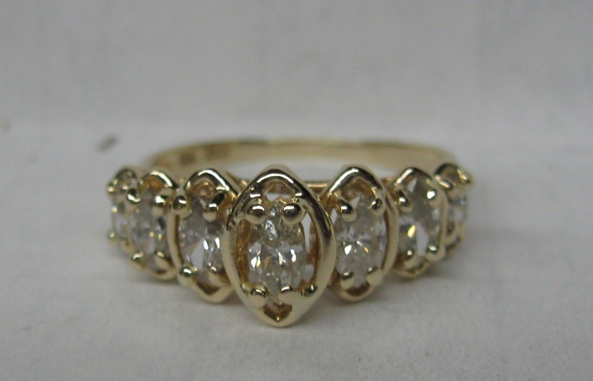 14K SOLID GOLD .90 CT. NATURAL MARQUISE DIAMOND PYRAMID RING BAND SIZE 7.5