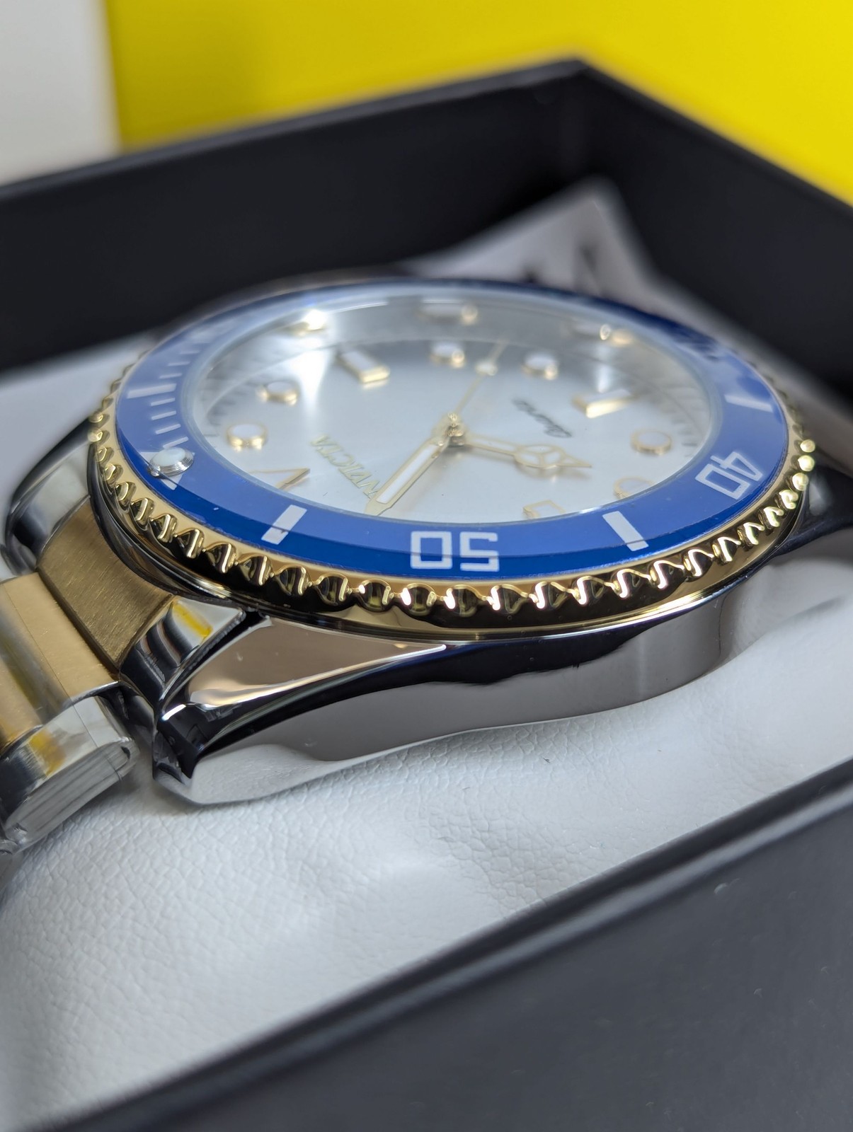 Invicta Diver Men’s Watch Blue Bezel Two Tone Gold, Steel 69398