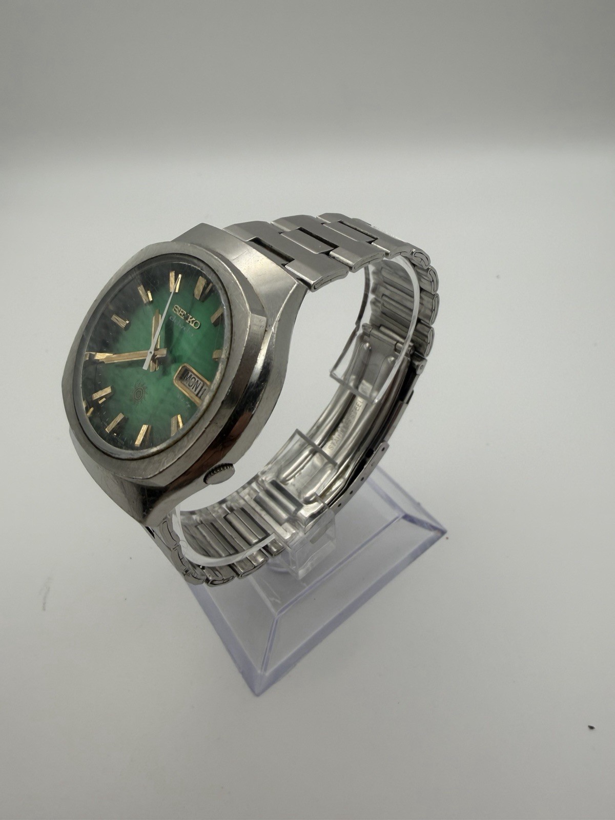 Vintage Seiko Debonair Automatic Green Dial Day Date Stainless Steel Watch