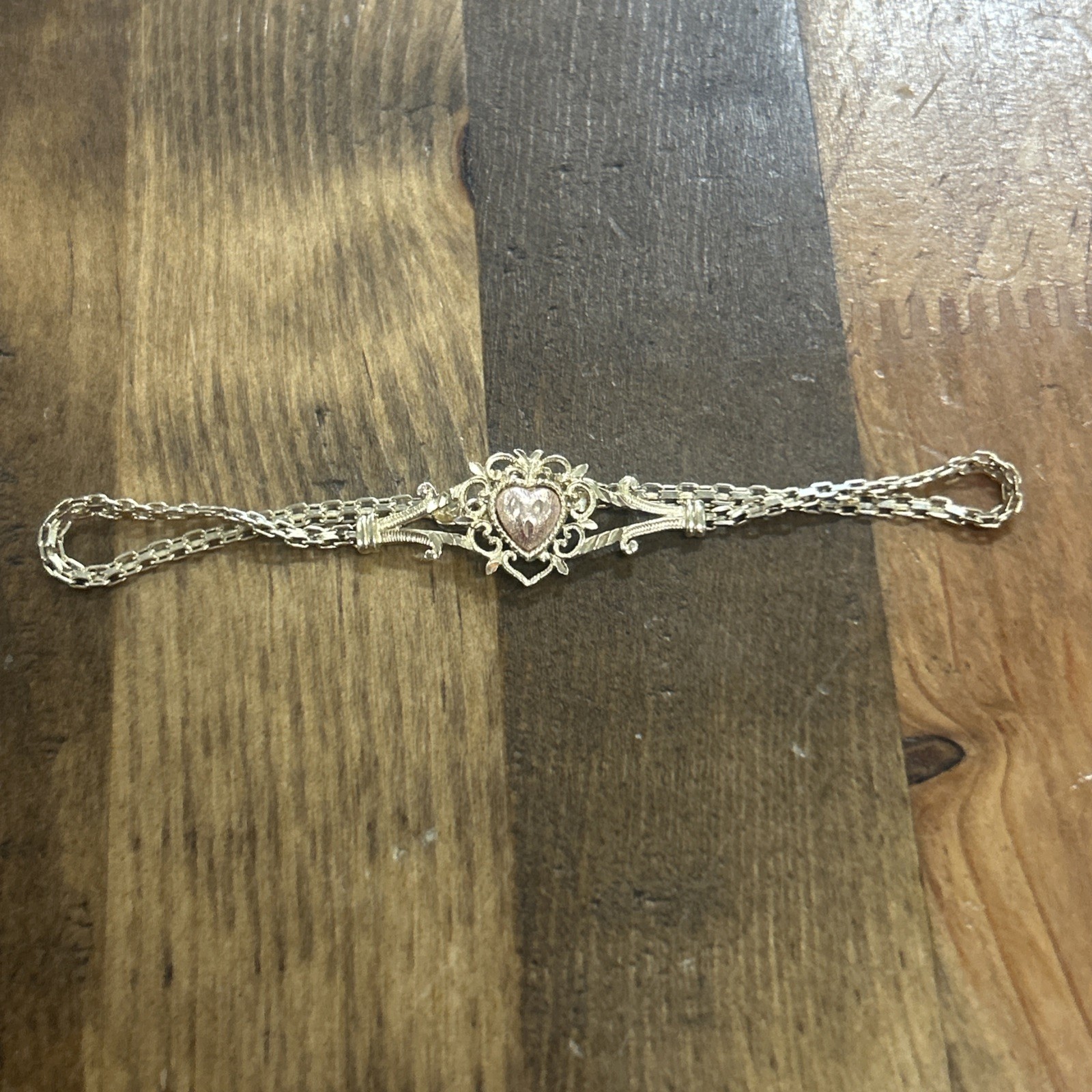 Oroamerica 7.25” 14k Gold Bismark Chain Art Nouveau Heart Centerpiece Bracelet