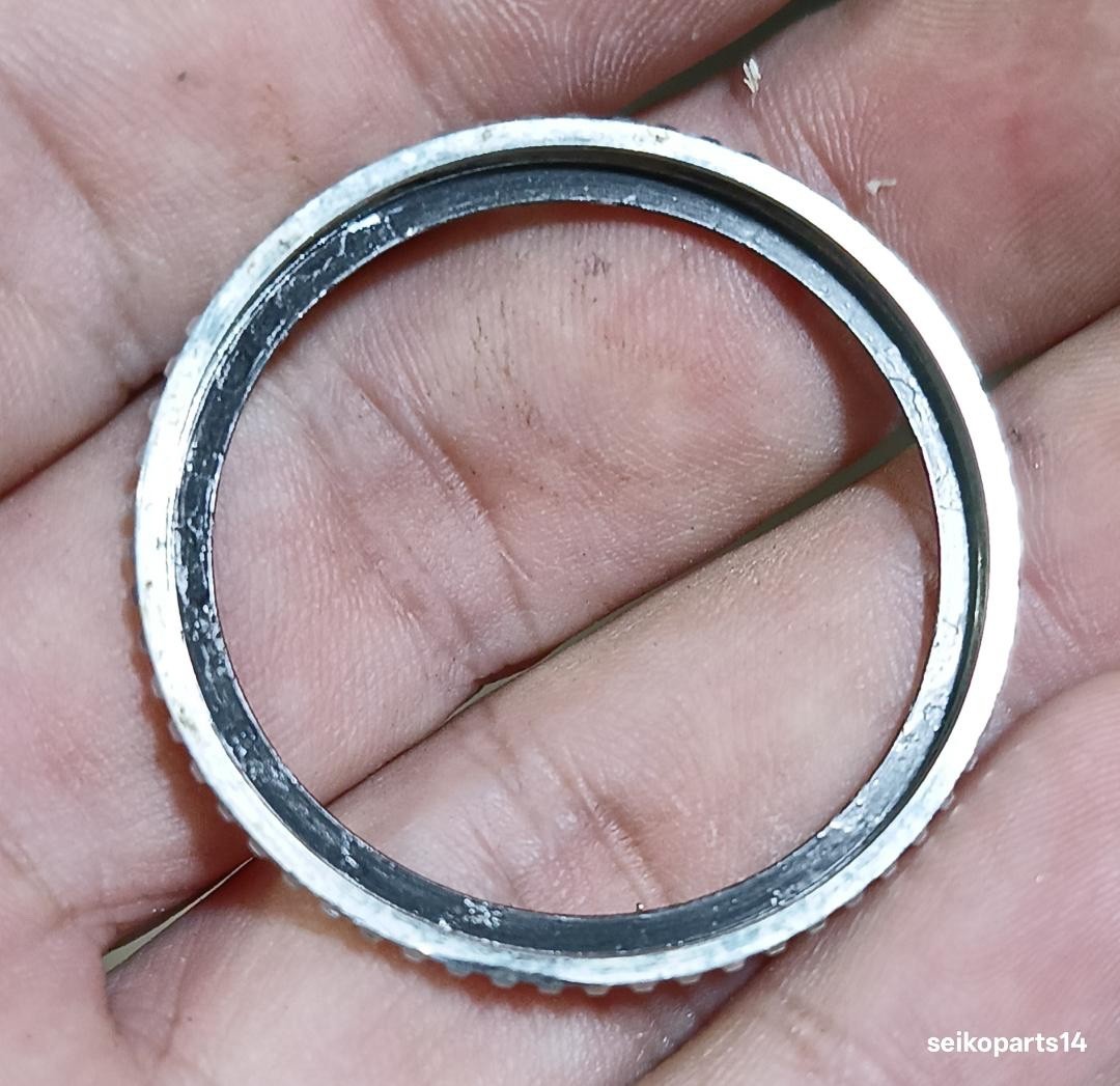 SEIKO BLACK ROTATING BEZEL H556-5020 H556-5029