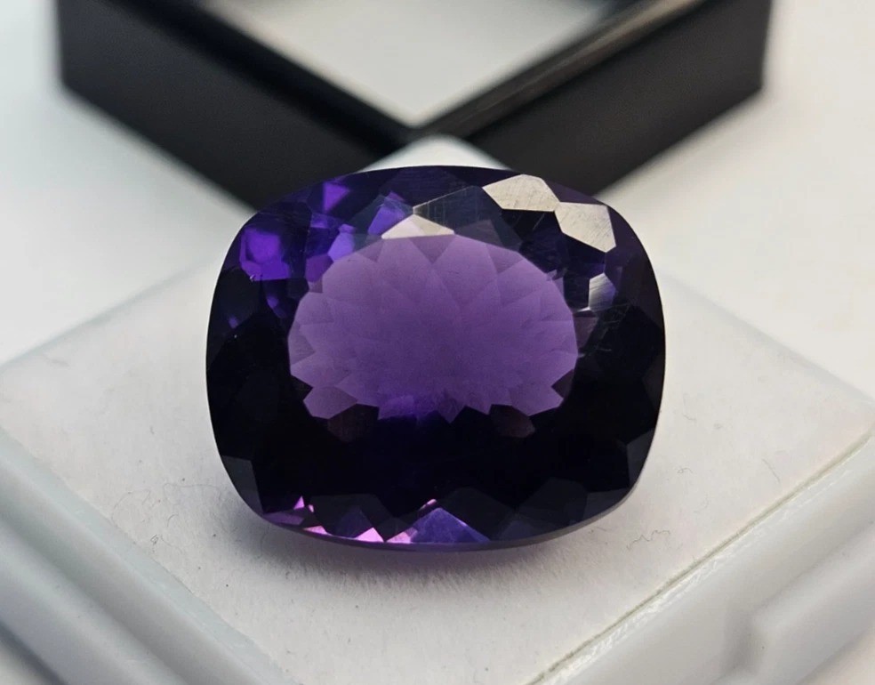 Natural Cushion Cut Purple Amethyst 12+ Ct Certified Gemstone For Ring Making