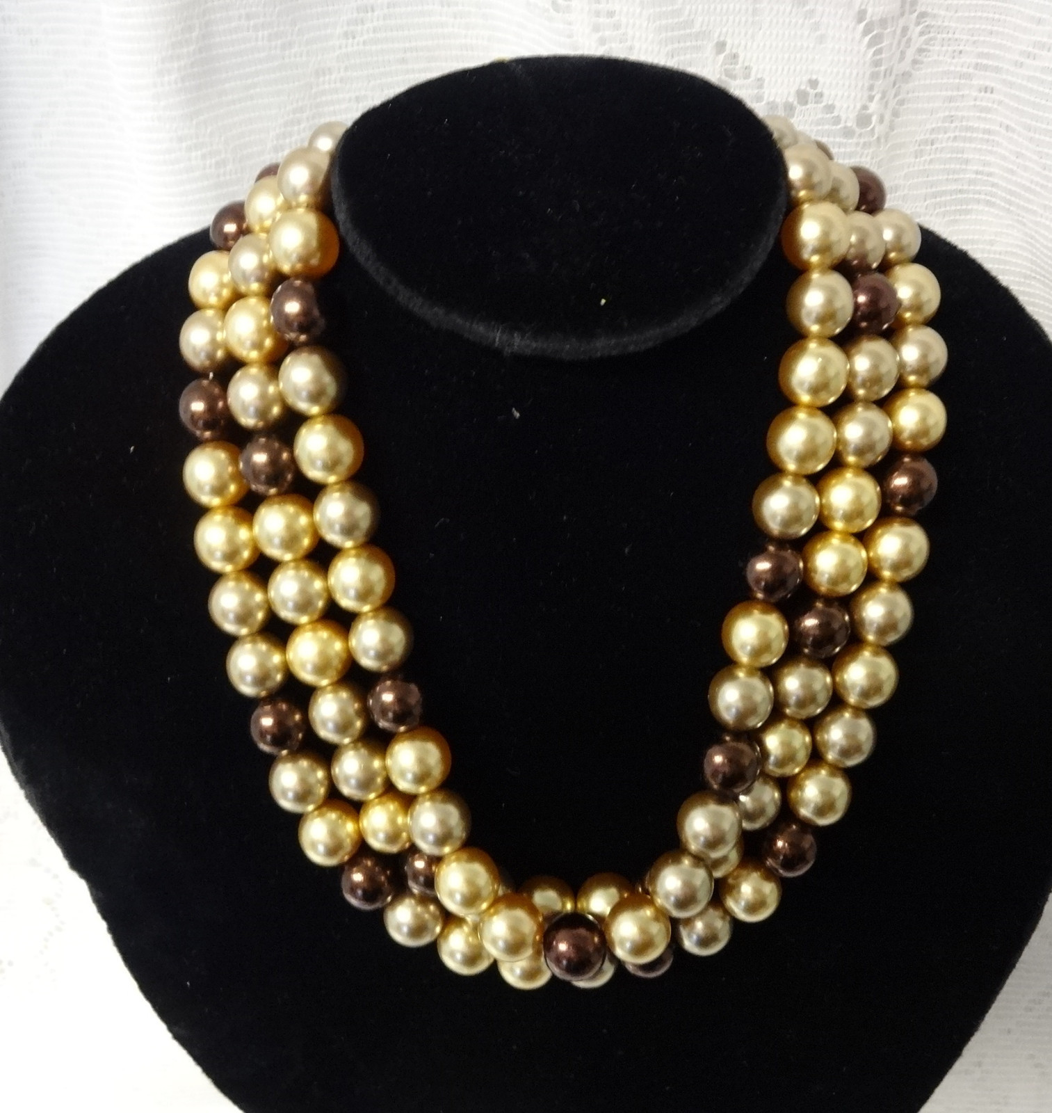 Designer Signed A.V. Max Chunky Multicolor Pearls Beads Runway Fashion Necklace