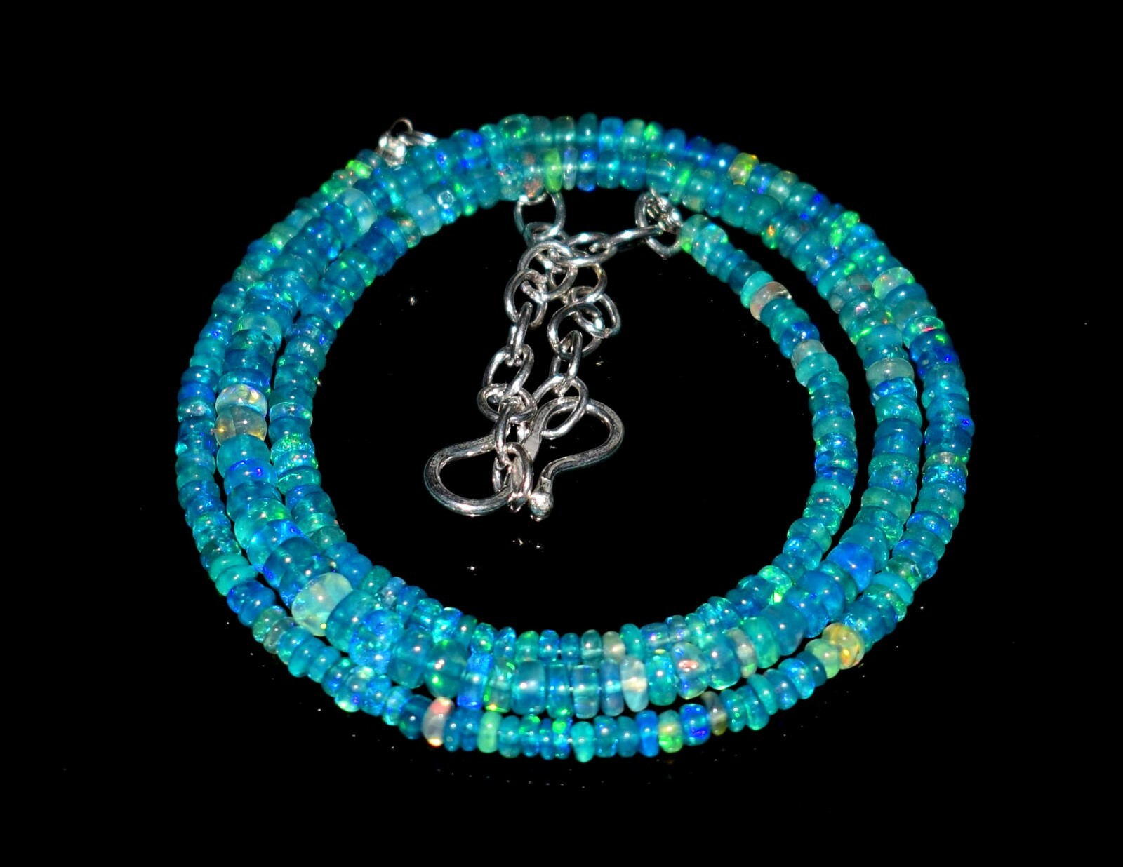 26Crt 16″Natural Ethiopian Blue Opal Welo Fire Opal Gemstone Bead Necklace S2288