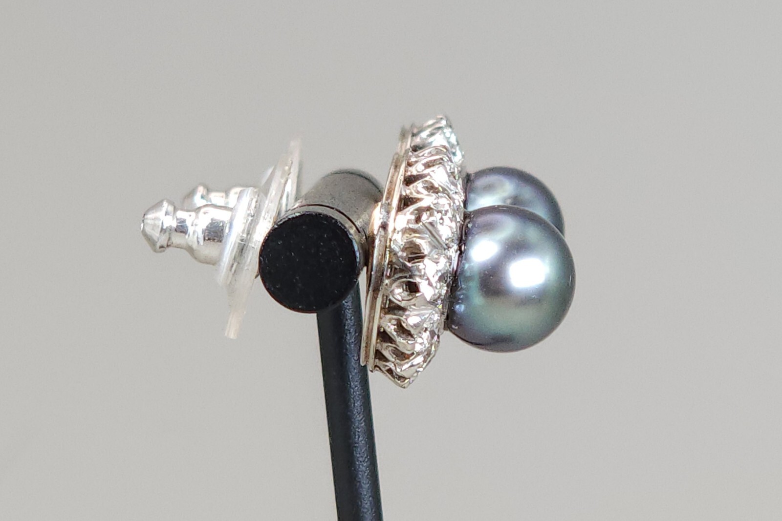 13k – 14k White Gold Diamond Tahitian Pearl Earrings 2ctw Black Grey 8.7mm Halo