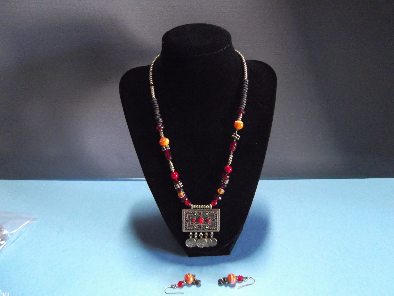 Fashion Jewelry Beaded 8.5″in Metal Necklace ‘Avenue” Dangle Earrings