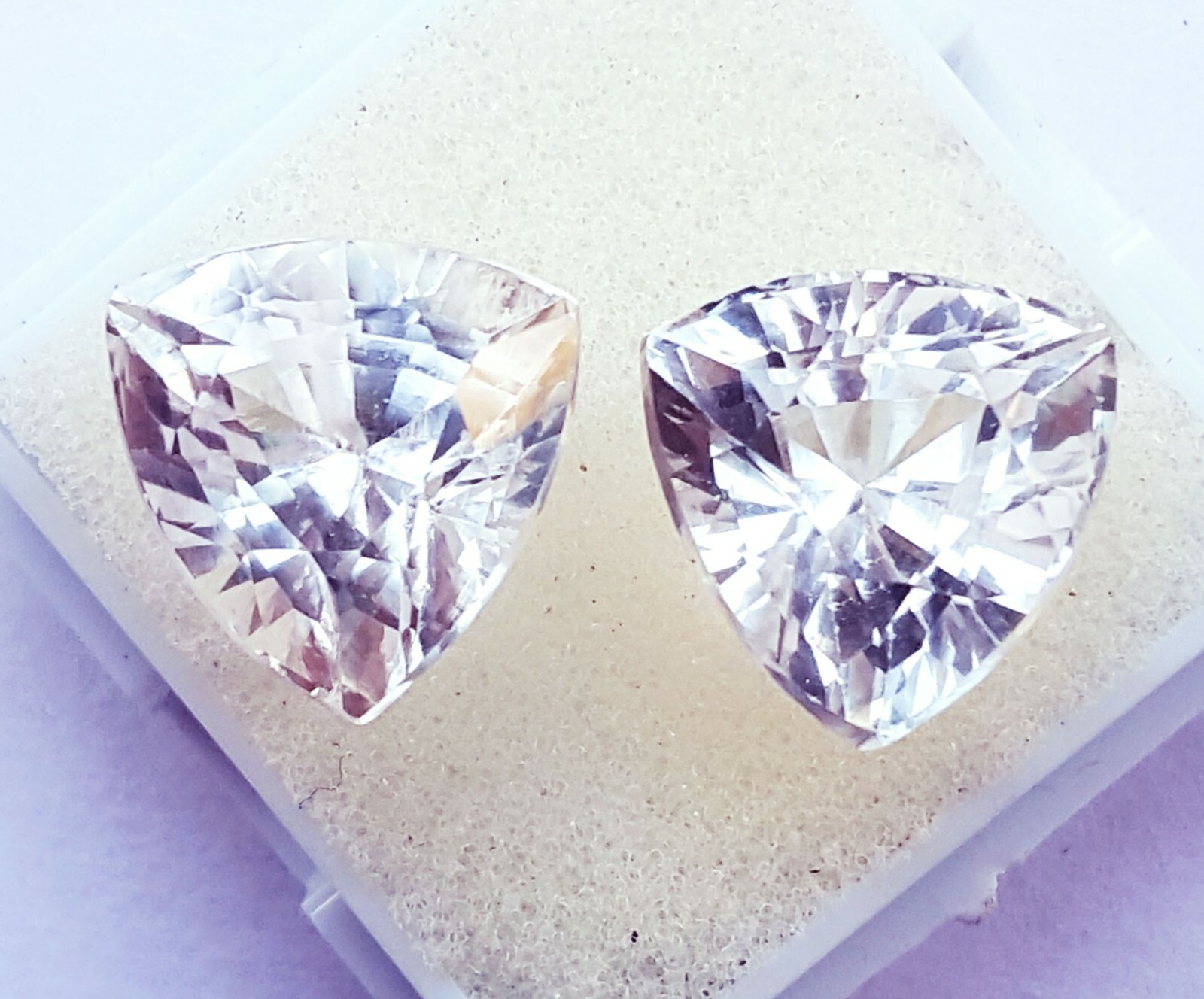 18+ Ct Loose Gemstone Natural White Sapphire Certified Pair With Free Gift