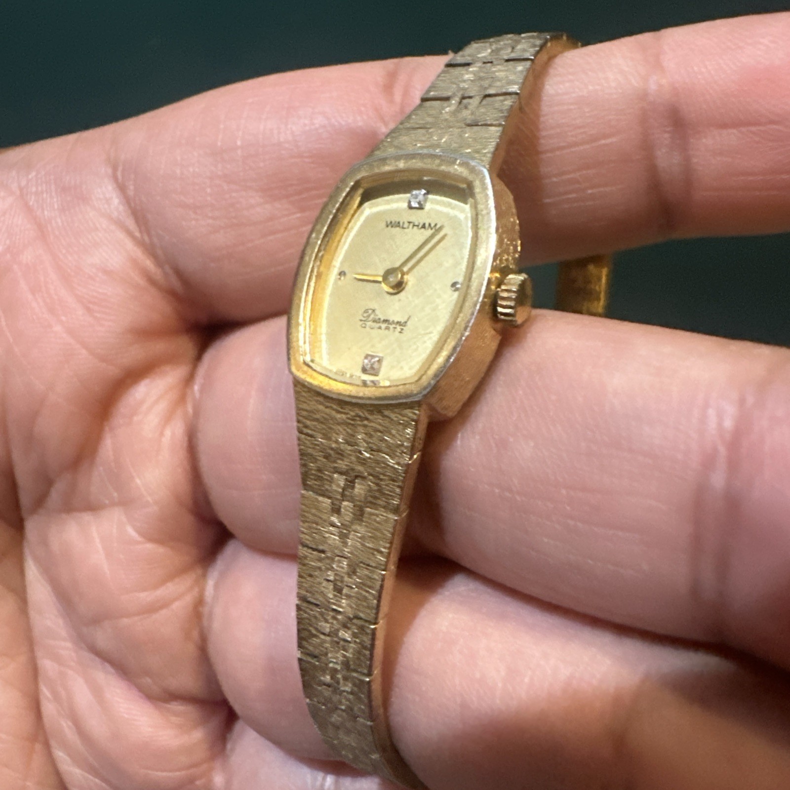 Works Vintage Waltham Diamond Quartz Ladies Watch Gold tone 16mm Fit 6.25” Runs