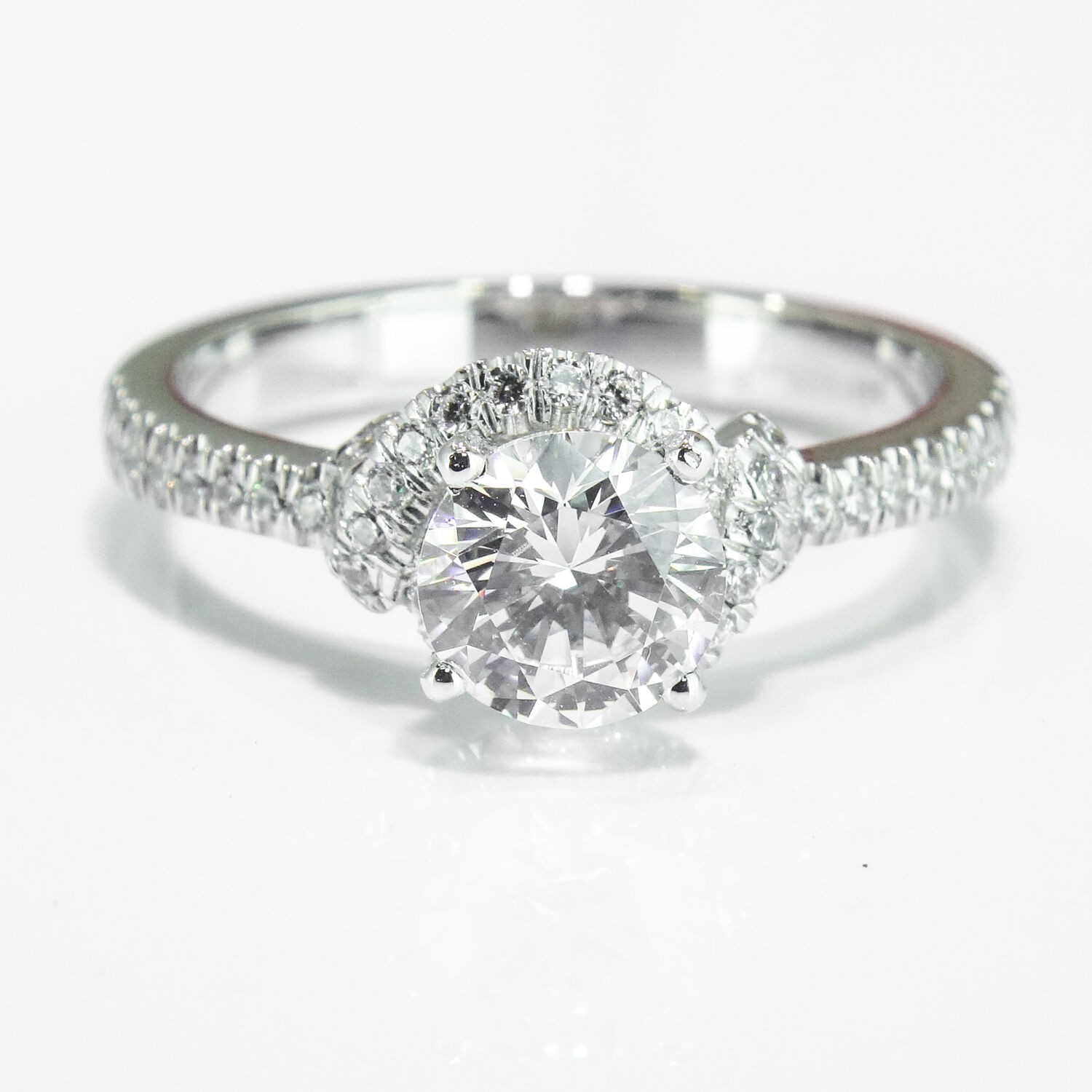 1.53 CT F/VS2-SI1 Sparkling Round Cut Diamond Engagement Ring 14K White Gold