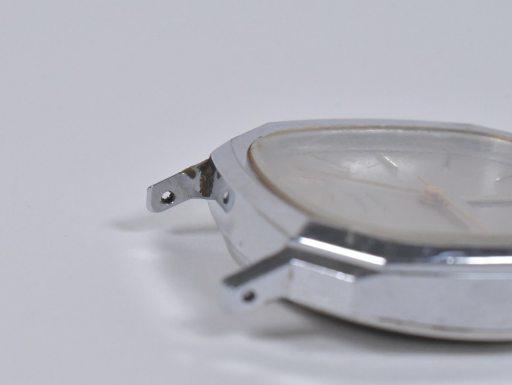 Vtg Timex Q Quartz Day Date Silver Tone 32mm M Cell AS IS PARTS or REPAIR