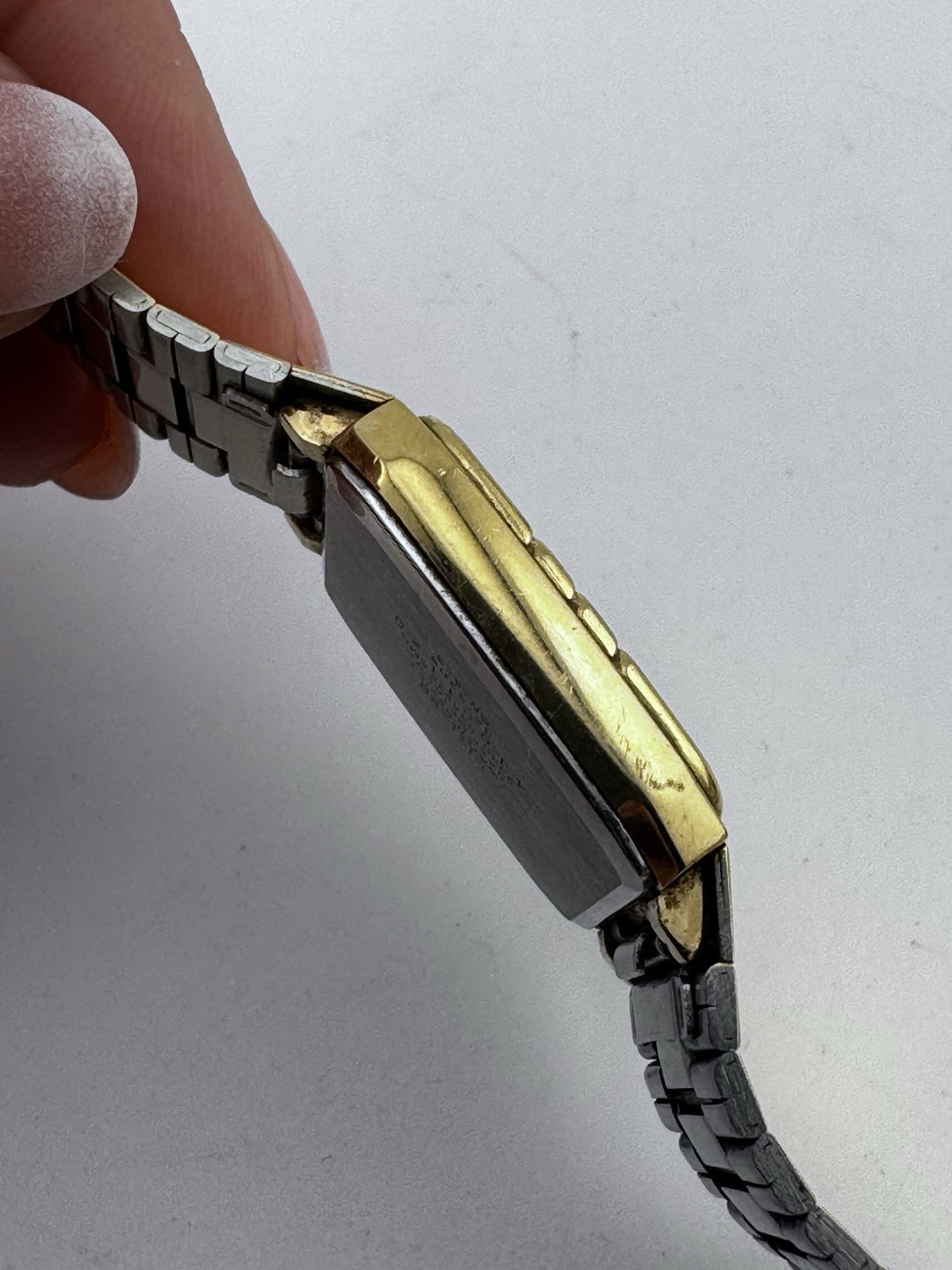 Citizen Quartz 3630-054609 Gold Tone Vintage Watch Japan Working