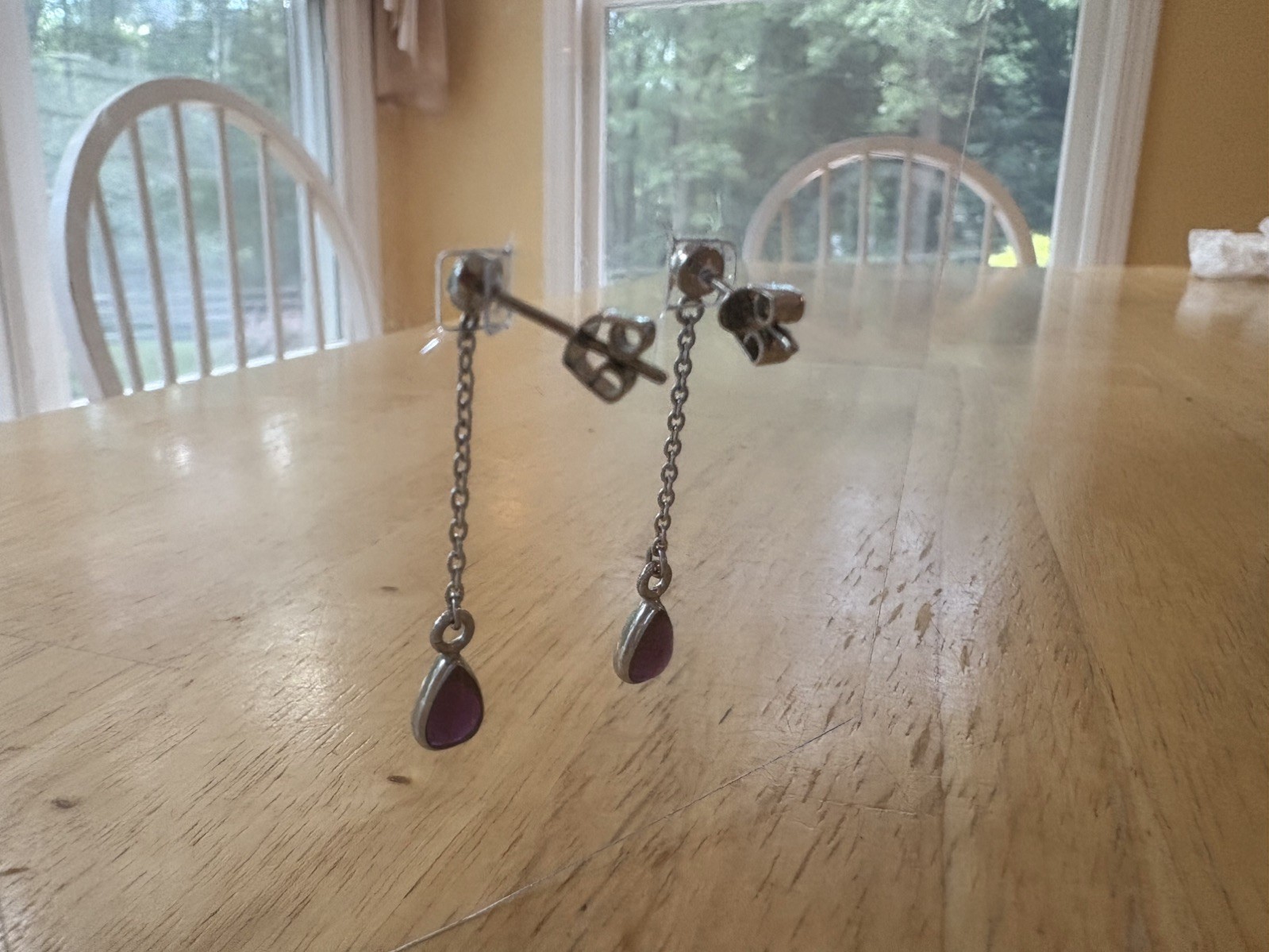 Swatch Bijoux Silver And Purple Teardrop Style Necklace And Earring Set