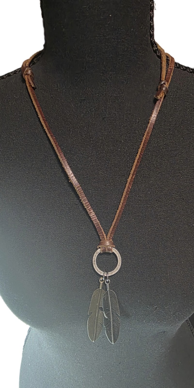 Vintage Boho Leather Cord Necklace Adjustable Double Feather Charm Pendant 30in