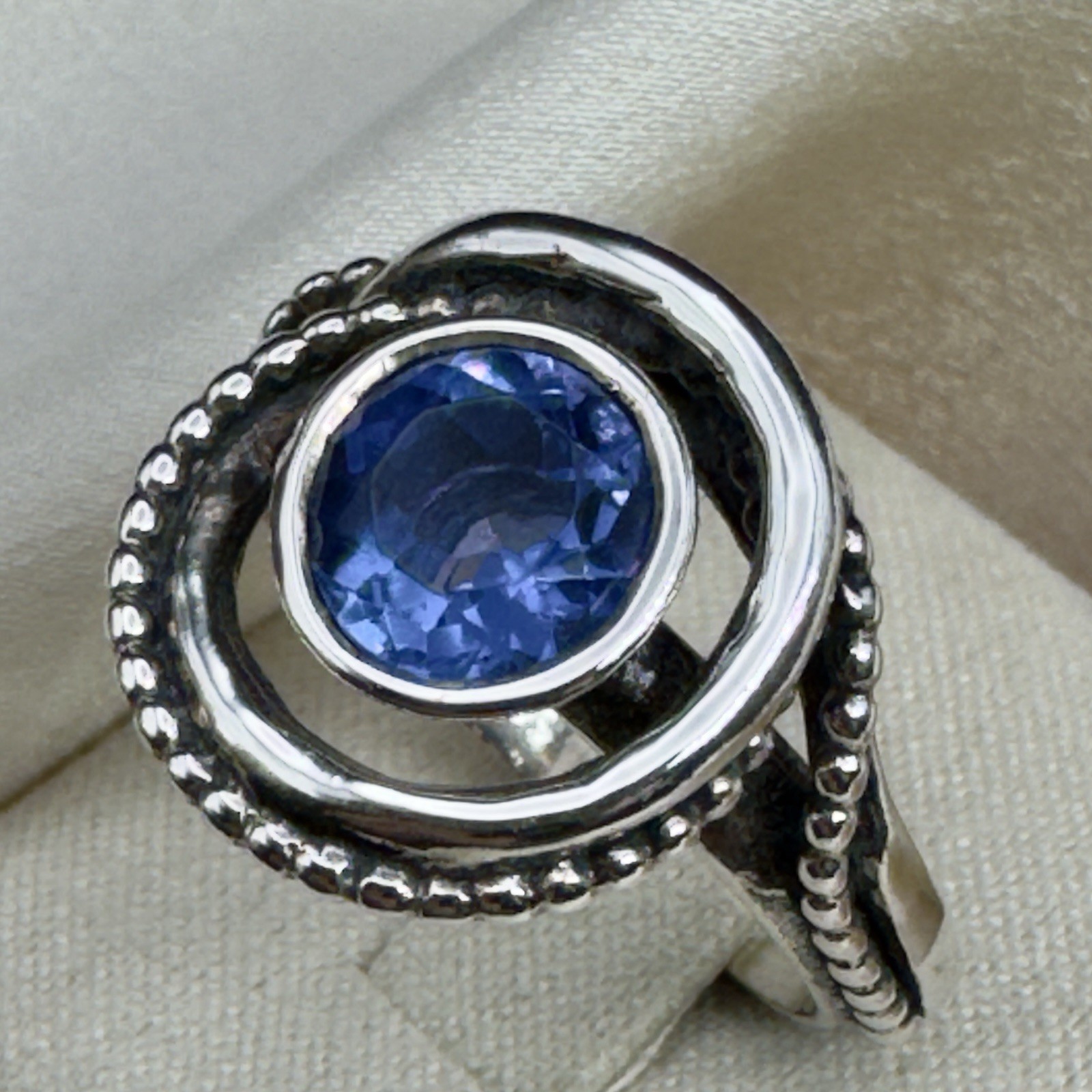 925 PZ Israel Sterling Double Band Ring w/ Faceted Iolite Gemstone Sz 8