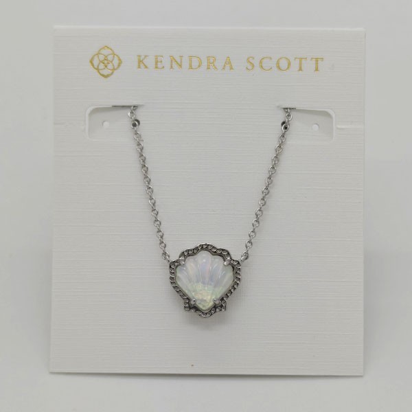 New Kendra Scott Brynne Silver Short Pendant Necklace In Iridescent Pearl