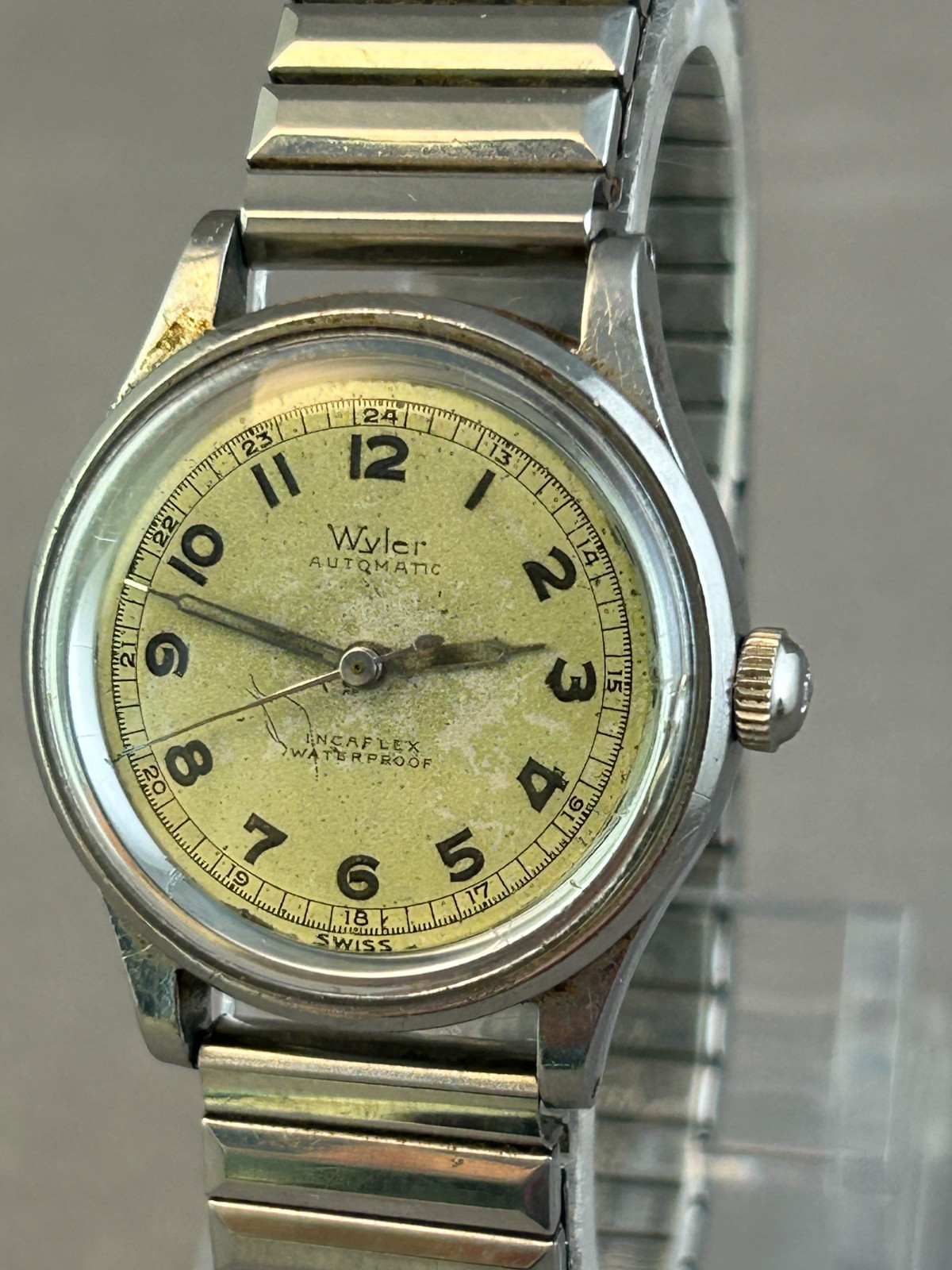 Wyler Bumper Automatic Incaflex Mens Watch, 1940’s, Front Load Case, Runs