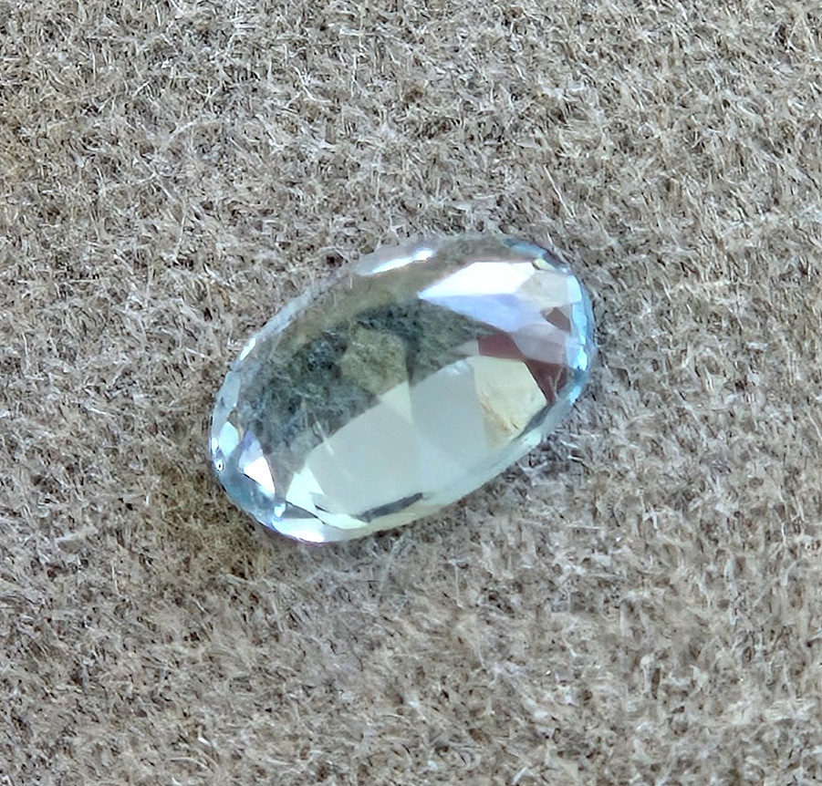 Vintage Blue Genuine Topaz 1.00 Carat Wt Oval 6x5x3.5mm Opex International Card