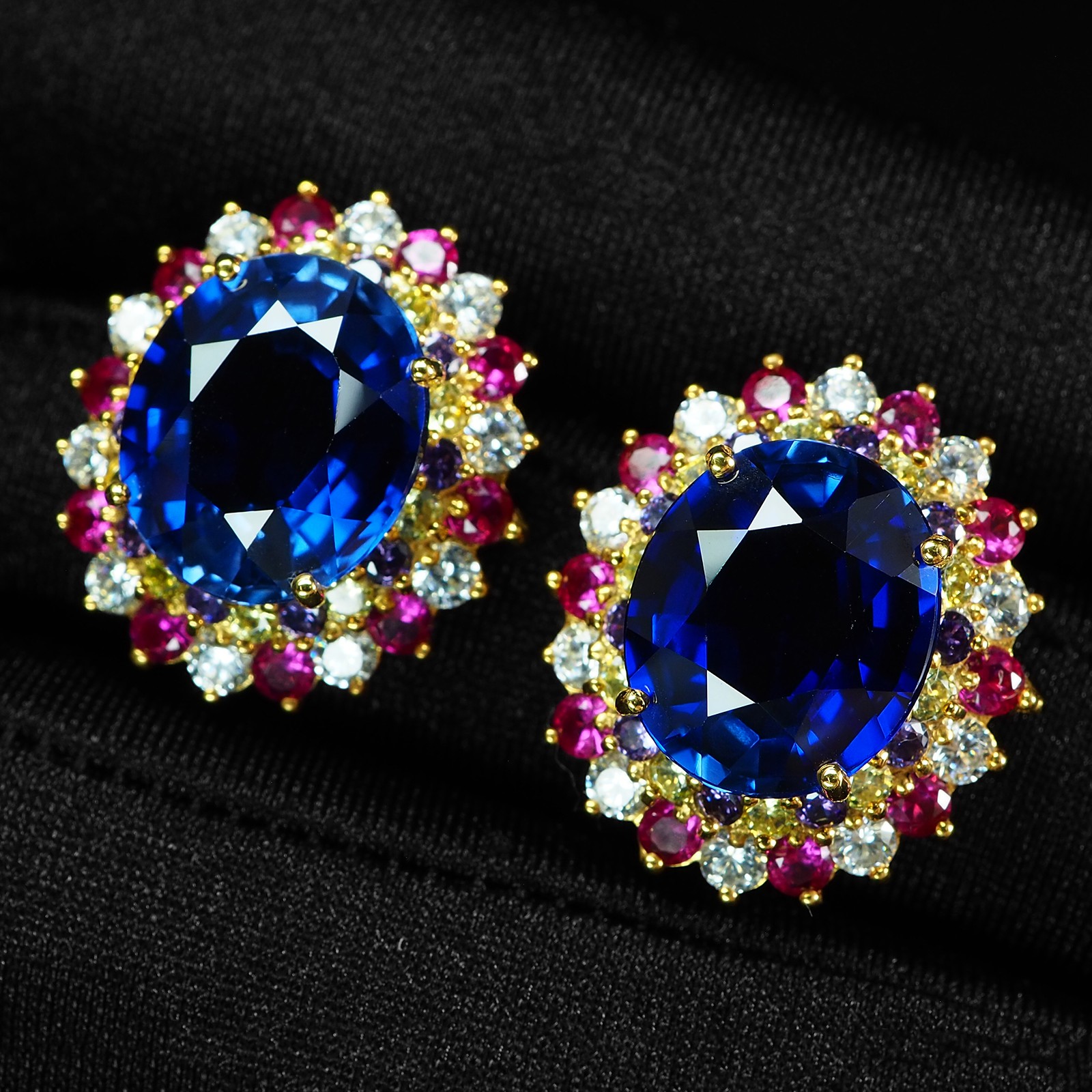 24K Gold 925 Sterling Silver Handmade Earrings Shiny Vivid Blue Sapphire 17.75Ct