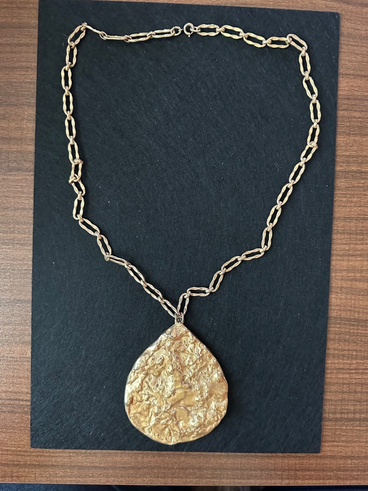 Oversized Gold Nugget Style Pendant Necklace Goldtone Link Chain