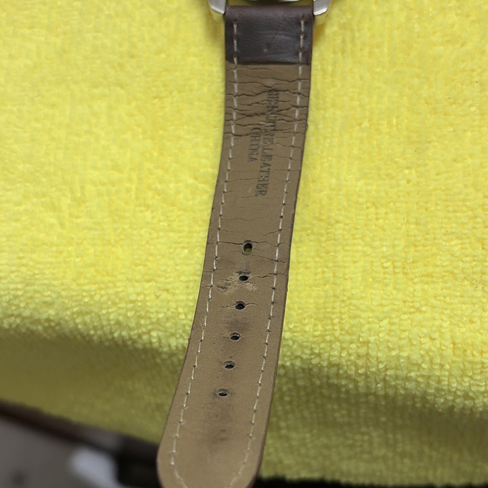 Waltham EL Light Quartz Analog Date Lume White Dial Brown Leather Strap