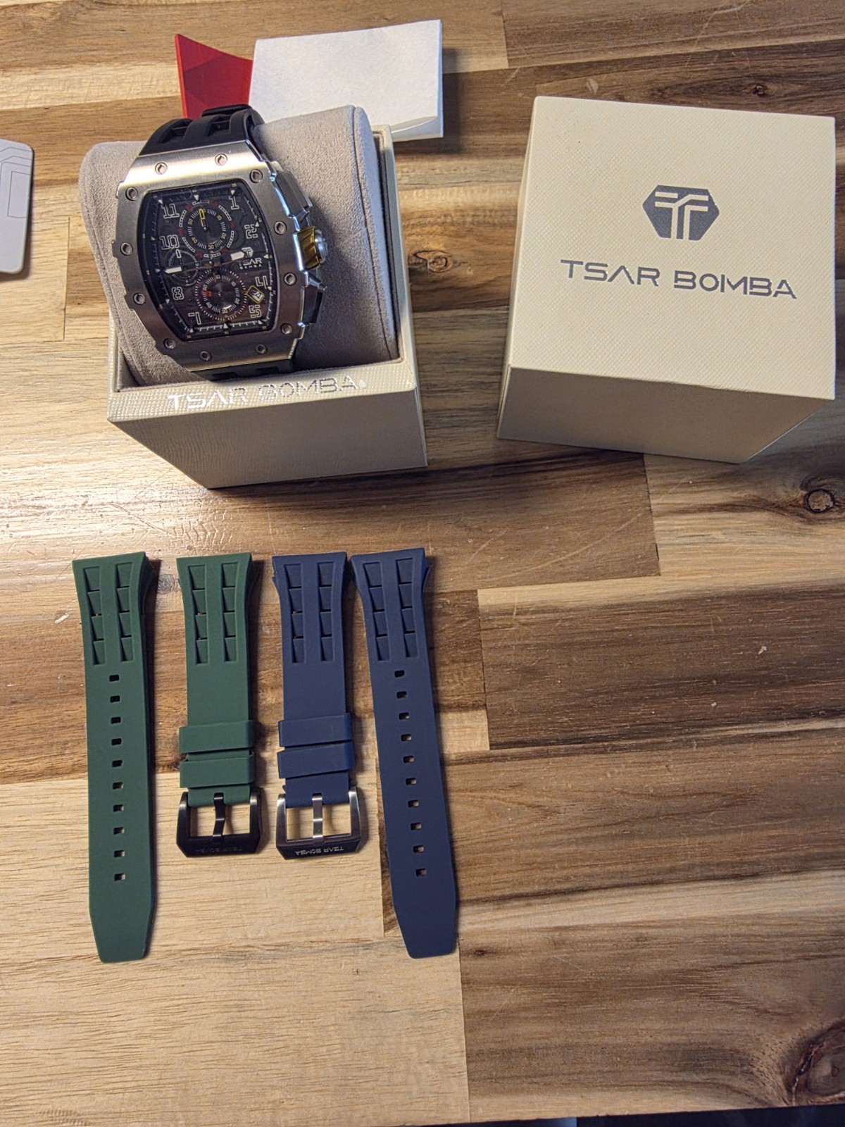 Tsar Bomba TB8204Q Men’s Chronograph Watch Sapphire Crystal Extra Bands