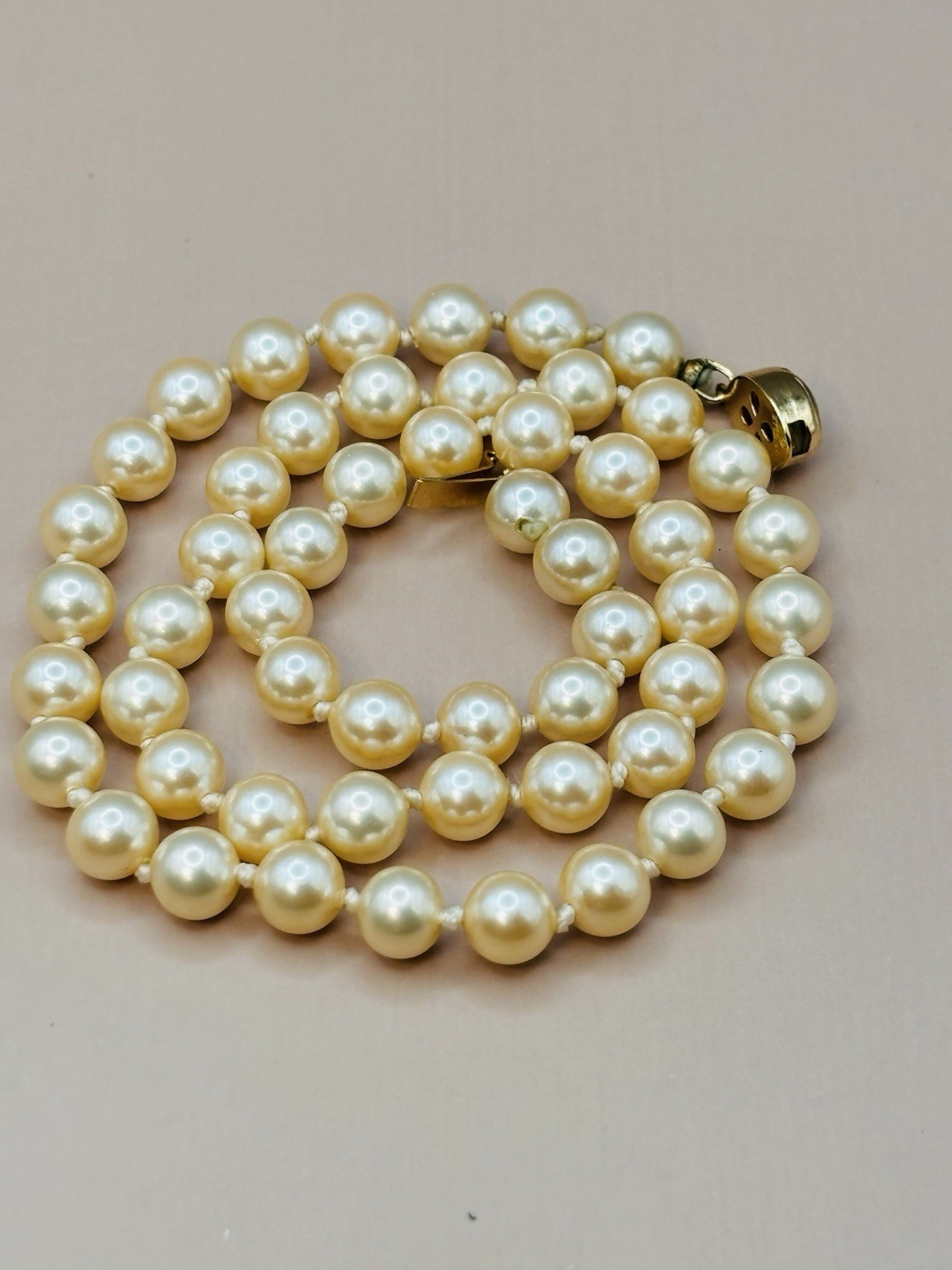 Vintage Marvella Faux Pearl Choker Necklace Hand Knotted Glass 15”