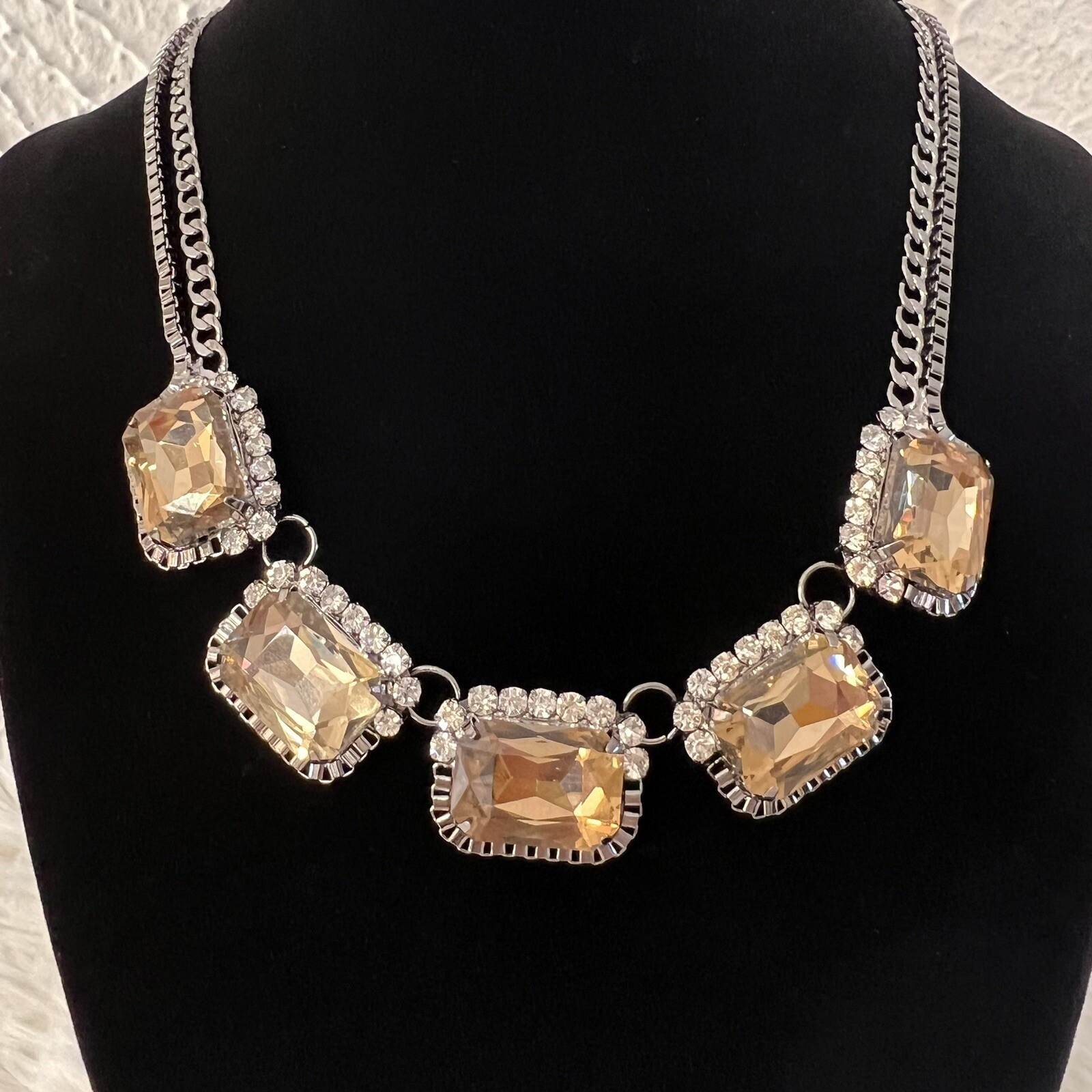 FAUX CITRINE RHINESTONE GLASS SILVER TONE CHOKER DOUBLE CHAIN NECKLACE 16.5″+ 3″