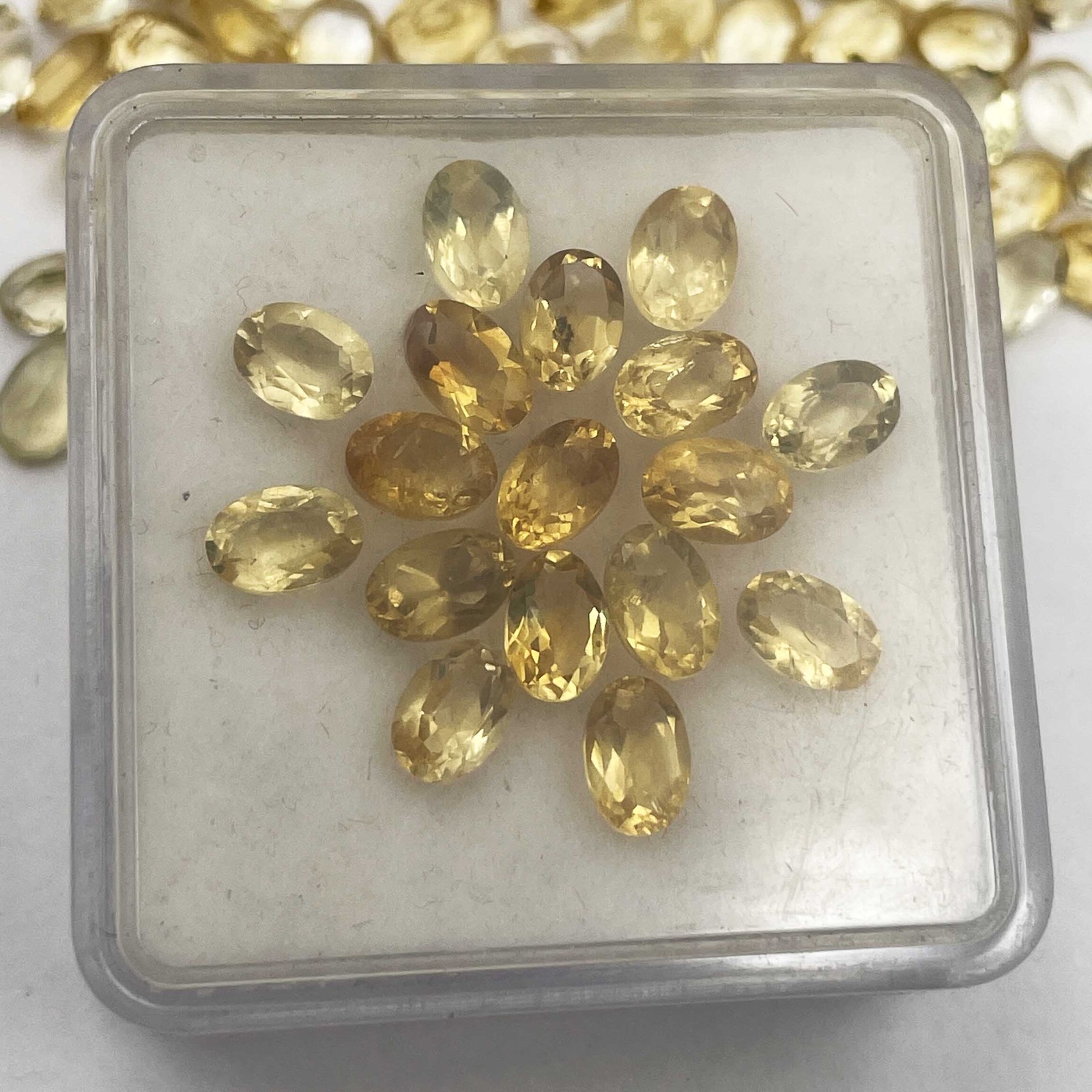 Natural Citrine Oval Cut Loose Gemstone Lot 238 Pcs 4*6 MM 100 CT