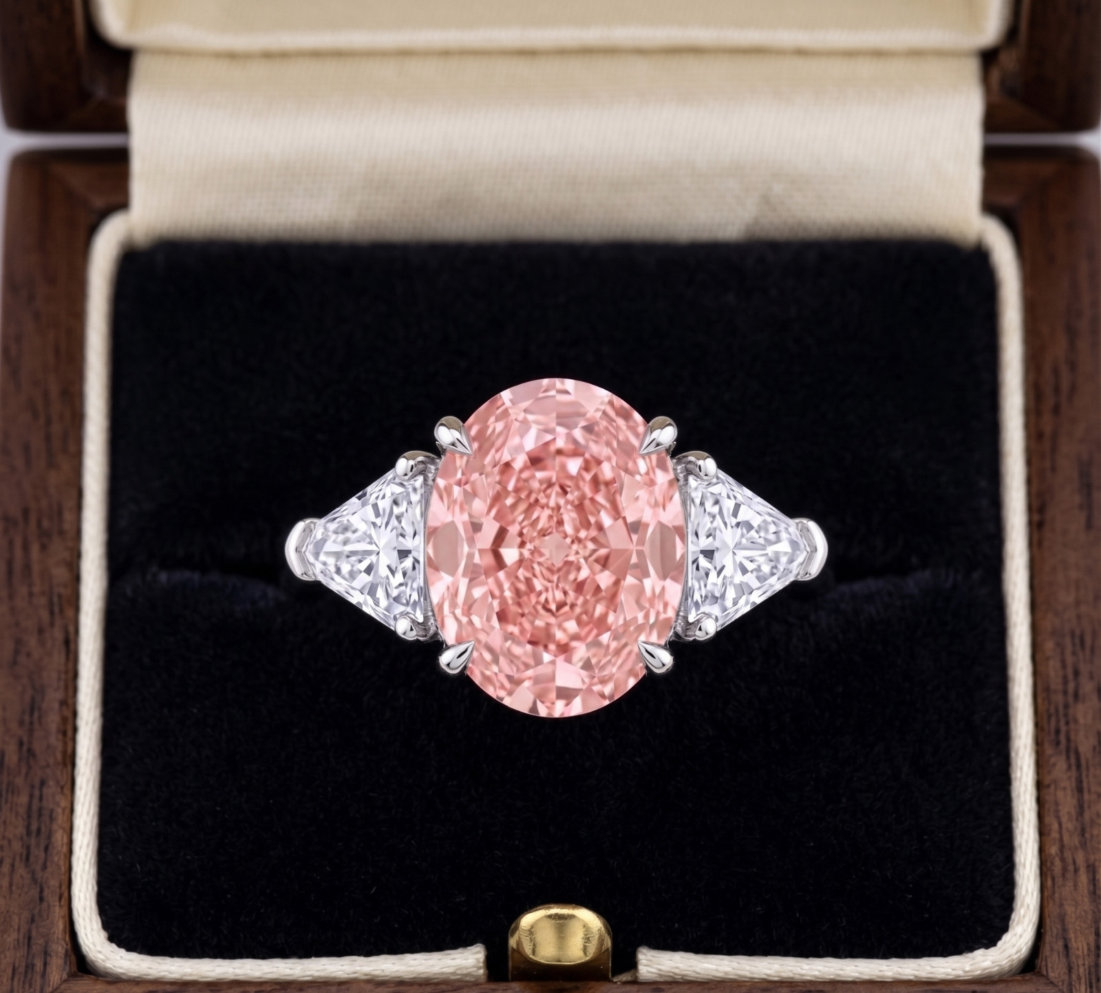 5.00 Ct Certified Oval Shape Natural Pink Diamond Ring VVS1 White Gold Finish