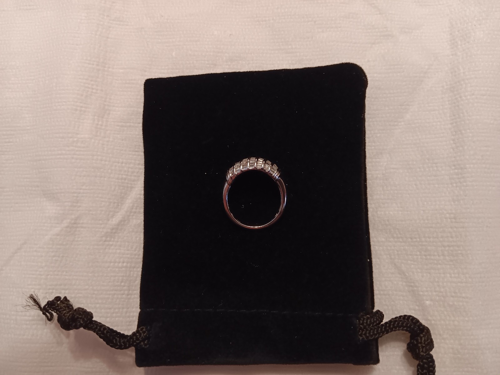 SGL Certified 10K White Gold 1.00 ctw Natural Diamond Ring
