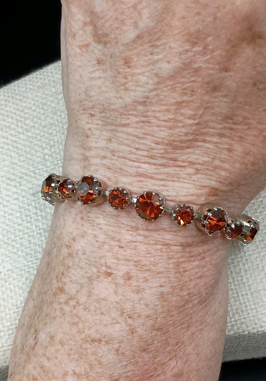 Vintage Rhinestone Tennis Bracelet Orange Brown Stone Sparkly 7.25″
