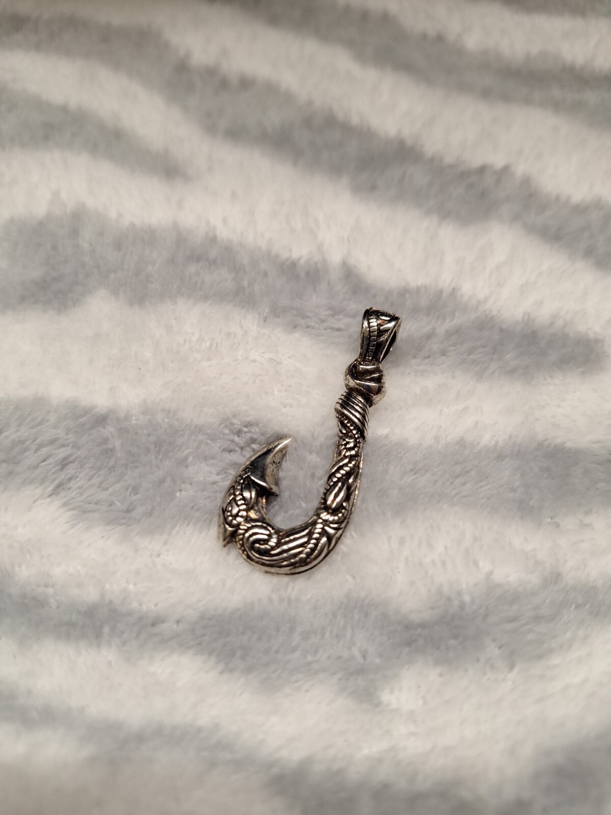 Men’s Hawaiian Fishing Hook Pendant Necklace, Men’s Fashion Jewelry Stainless…