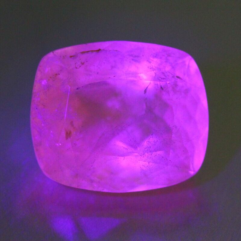 5.03 Cts_Antique Stone_100 % Natural Unheated Uv Color Change Hackmanite_Mogok