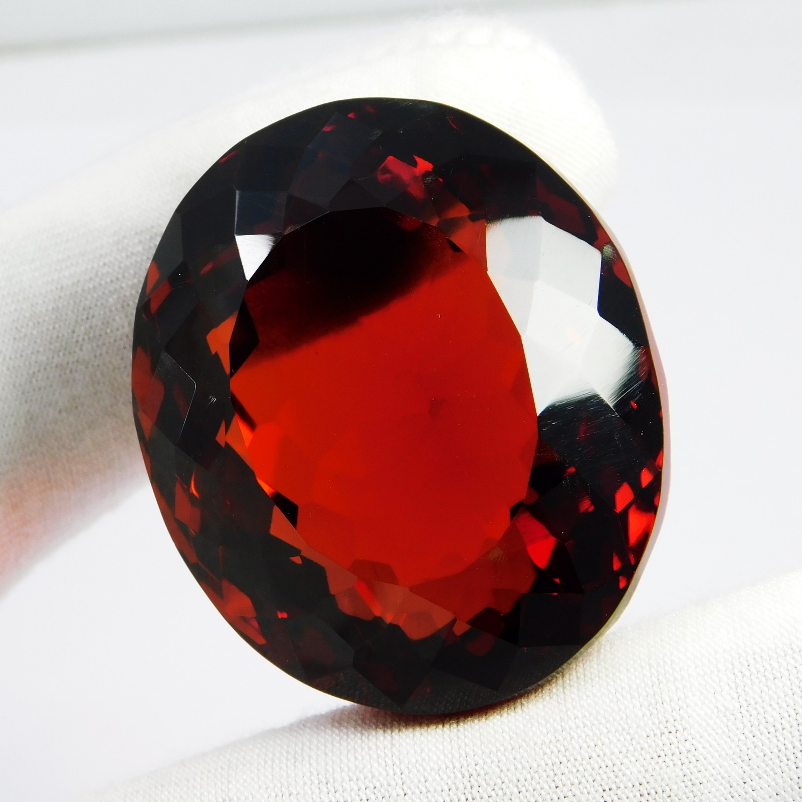 Stunning 198.20 Ct Natural Hessonite Garnet Oval Cut Certified Loose Gemstone