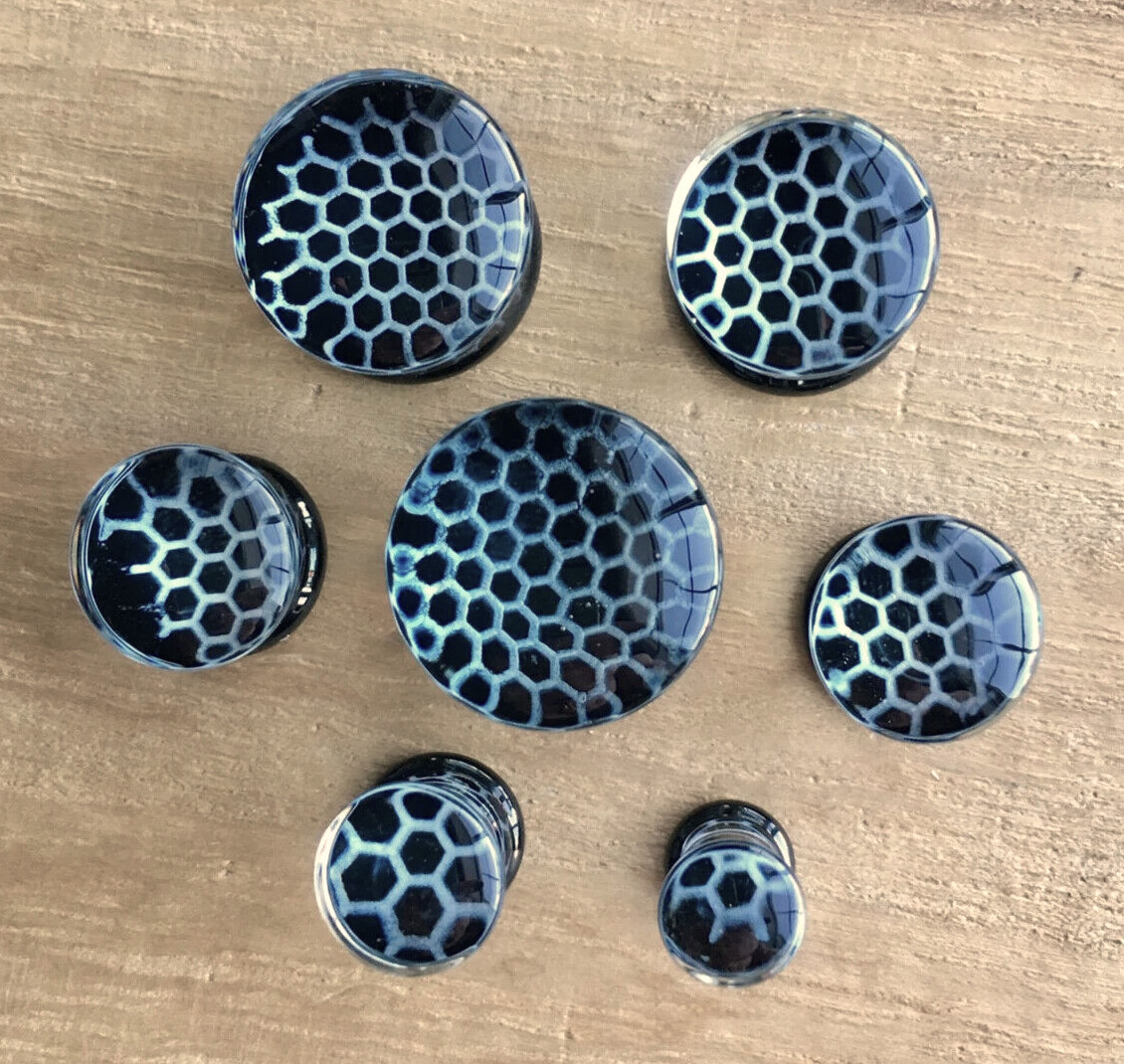 PAIR Black Honeycomb Design Pyrex Glass Double Flare Plugs Gauges Body Jewelry