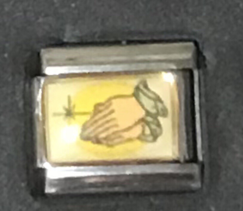 Praying hands wholesale Italian Charm Enamel 9mm Link K37