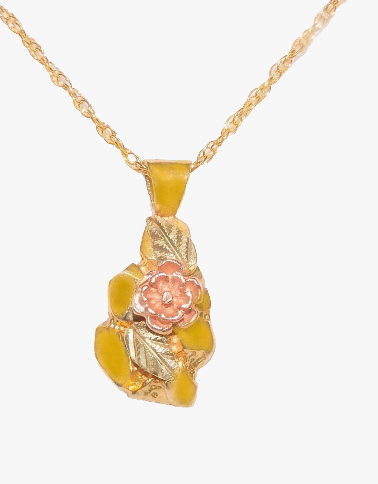 Black Hills Gold 10k Coleman Flower Leaves Nugget Pendant Necklace