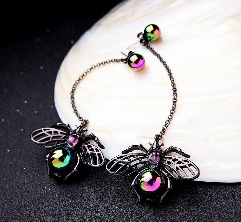 US Seller Betsey Johnson Crystal Black Pearl Bee Insect Long Dangle Earrings