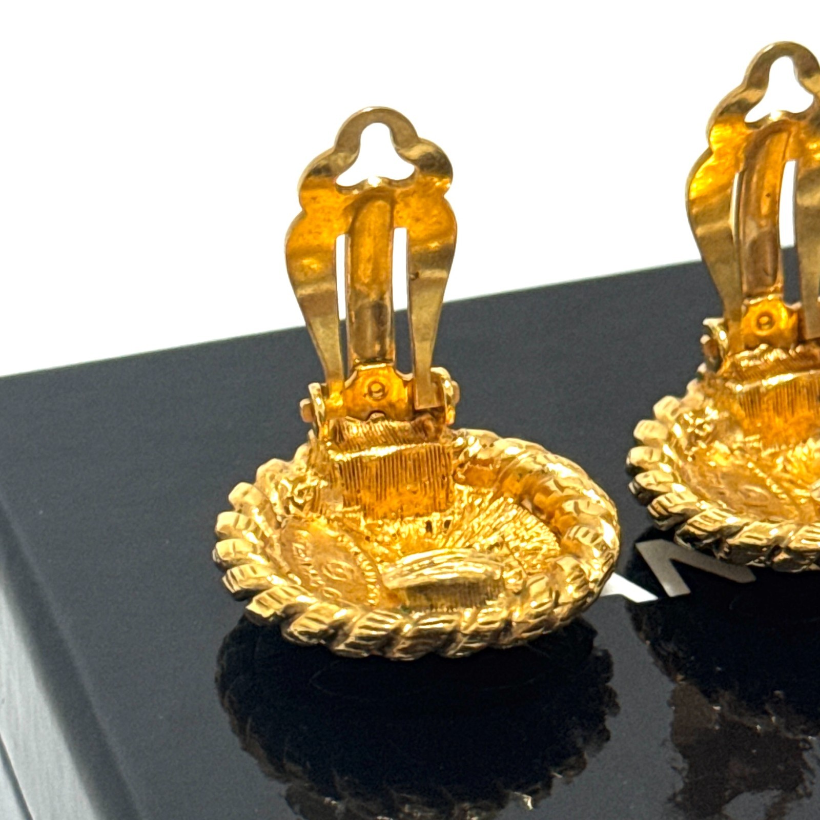 CHANEL 2400 Round Earrings Coco Mark CC Logo Gold Vintage Clip-On Jewelry JAPAN