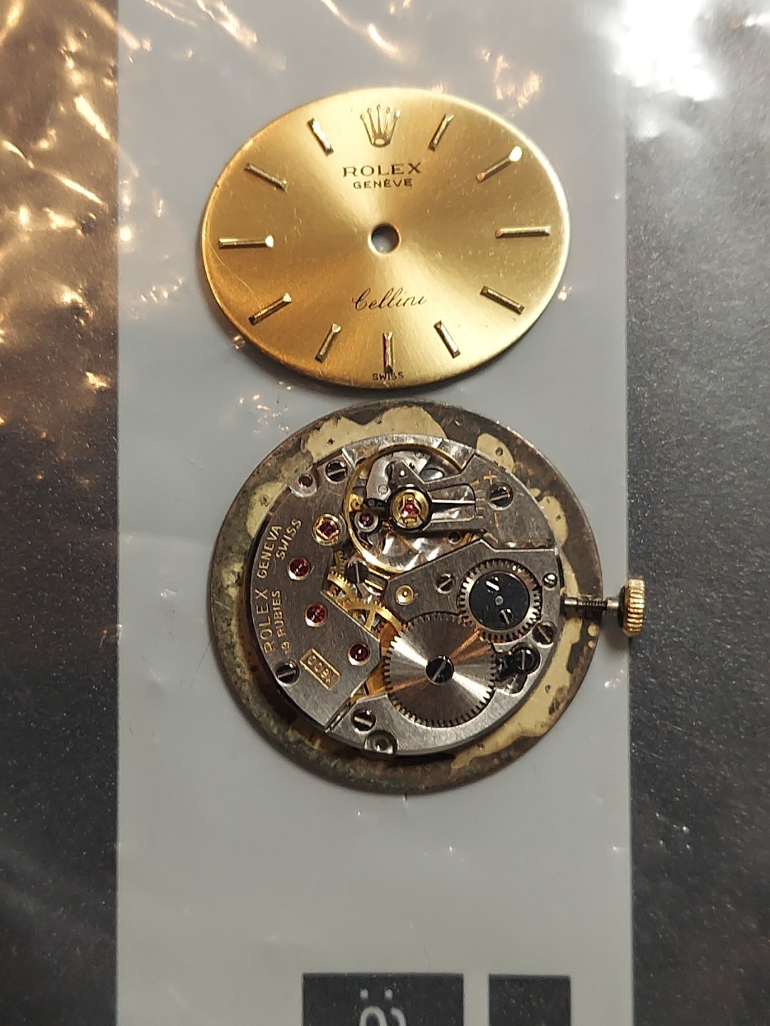Rolex Cellini Cal 1600 Mens W.Movement 18 K Yellow Gold Dial Hands And Crown