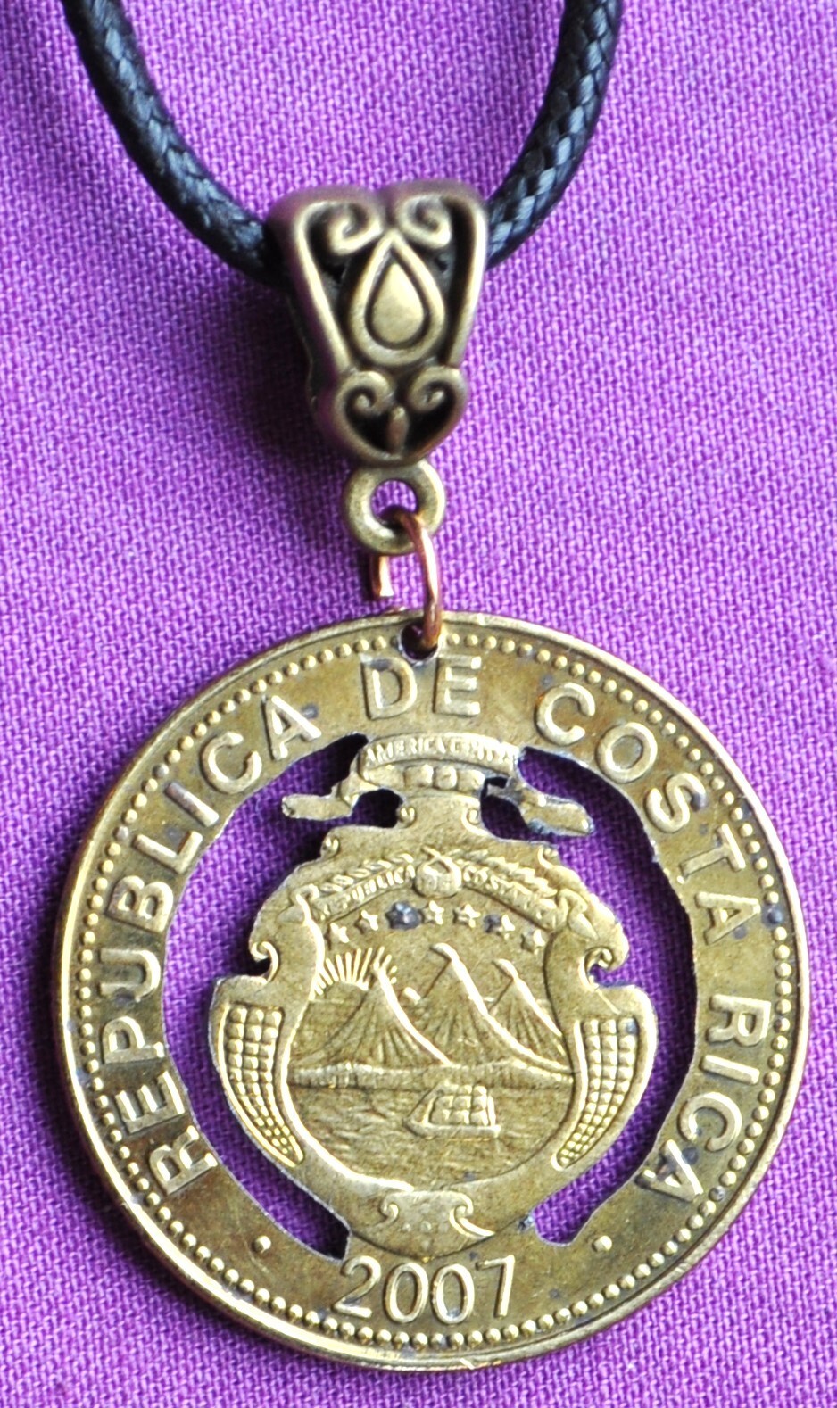COSTA RICA COAT OF ARMS CUT COIN PENDANT NECKLACE