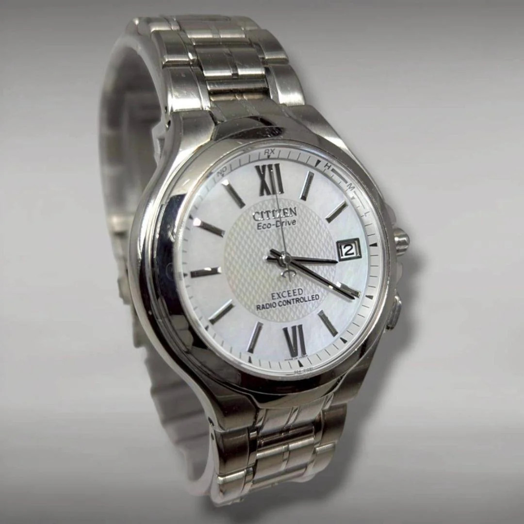 CITIZEN EXCEED H410-T003818 Mens Eco-Drive Radio SS Silver MOP Watch