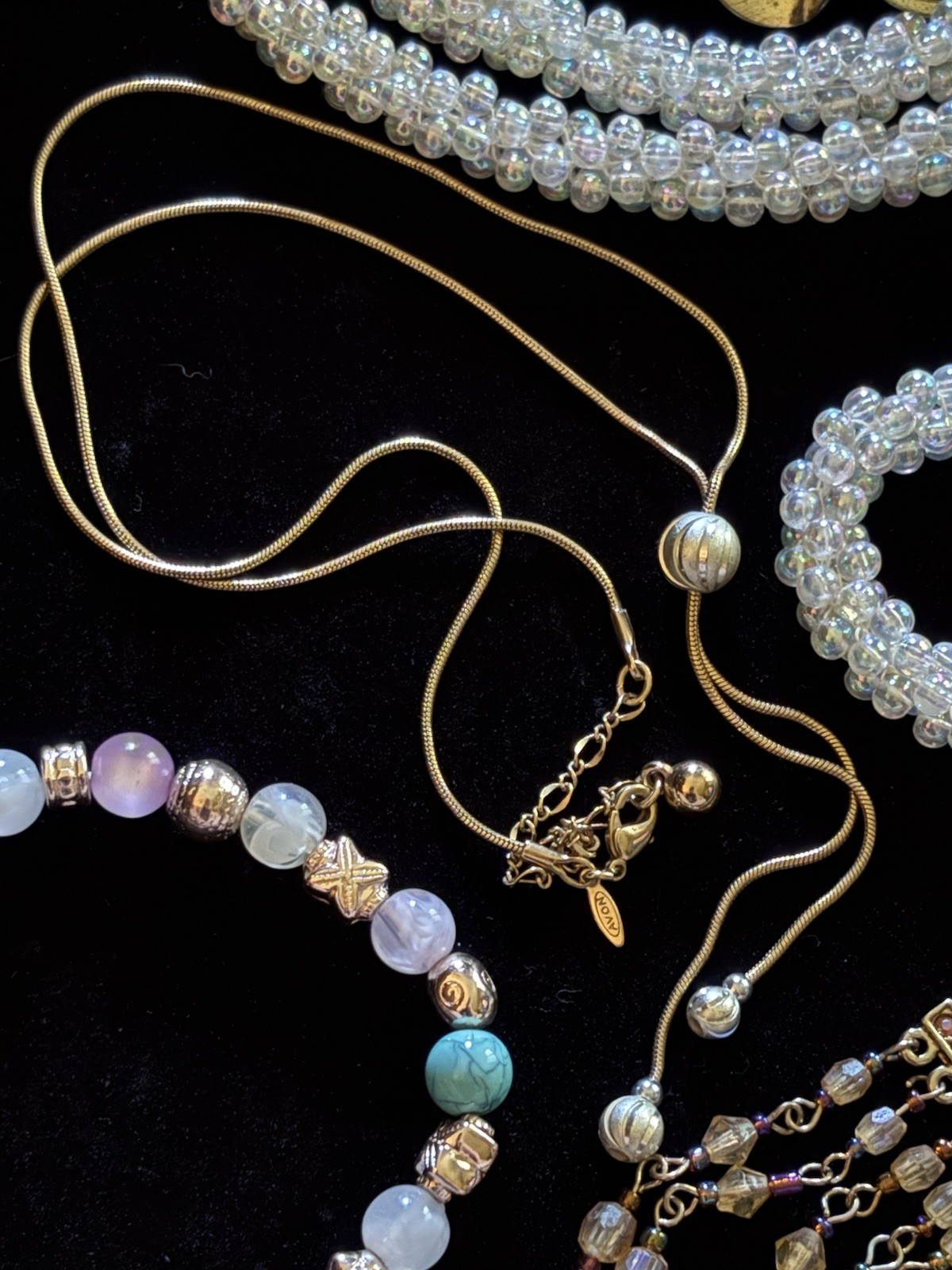 VTG Mix Estate Jewelry Lot 25pc White & Gold Tone Rhinestone Lucite All Wearable
