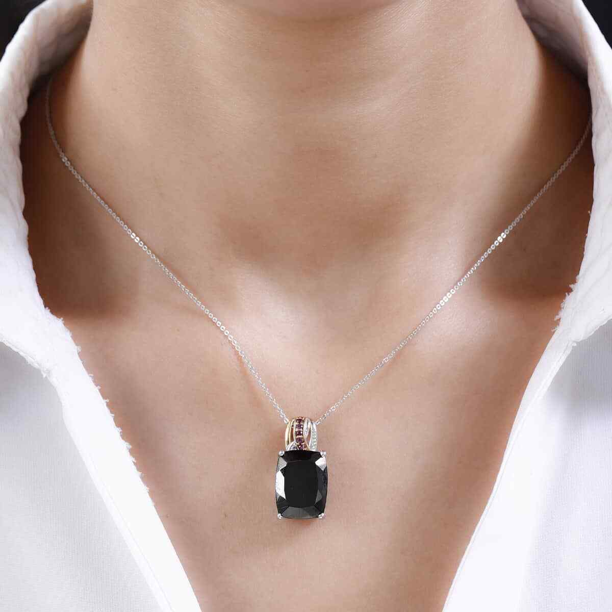BEAUTIFUL!! 5.85ctw Elite Shungite & Rhodolite Necklace 20″ Platinum Plated