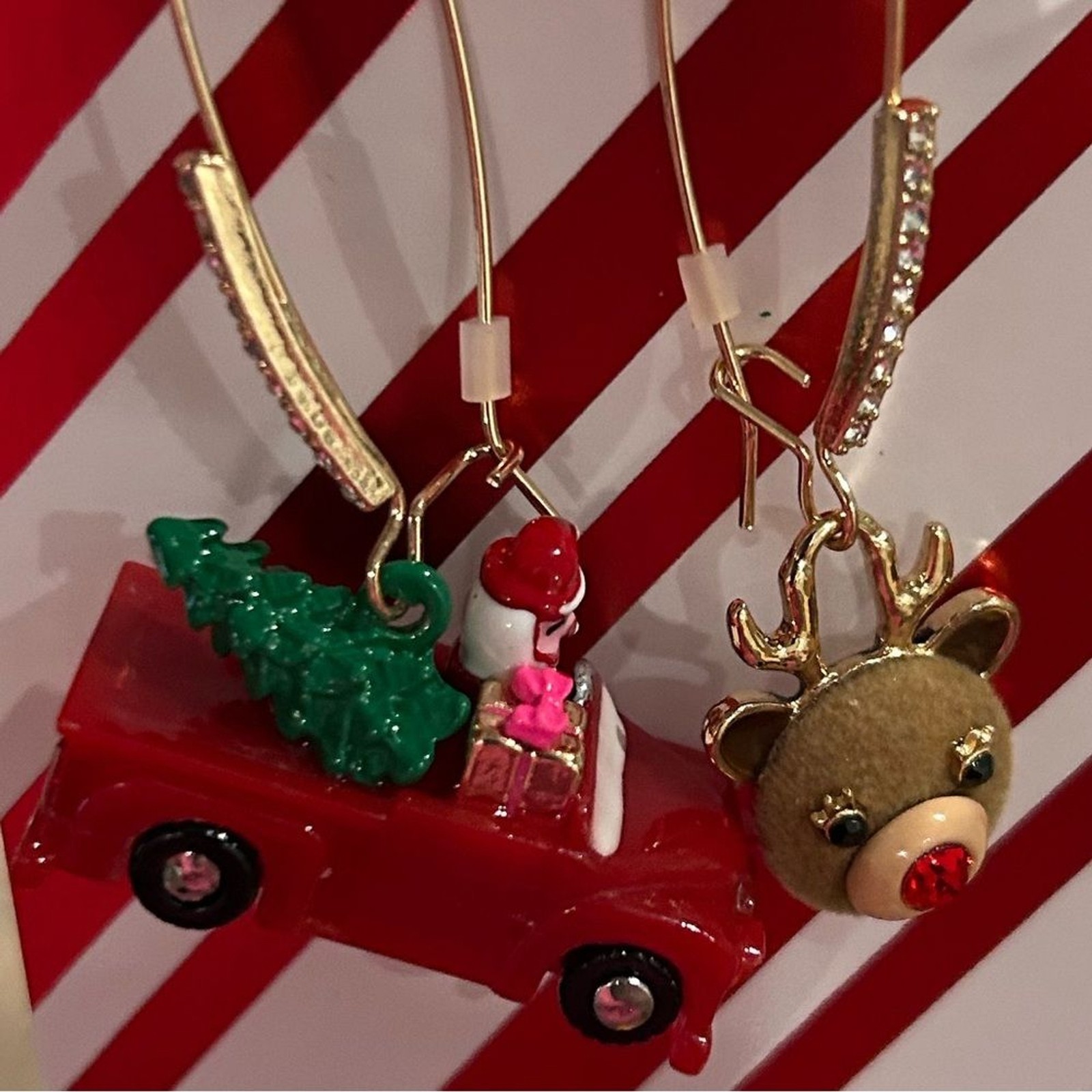NWT Betsey Johnson Christmas Santa in a Truck & Reindeer Mismatched Earrings